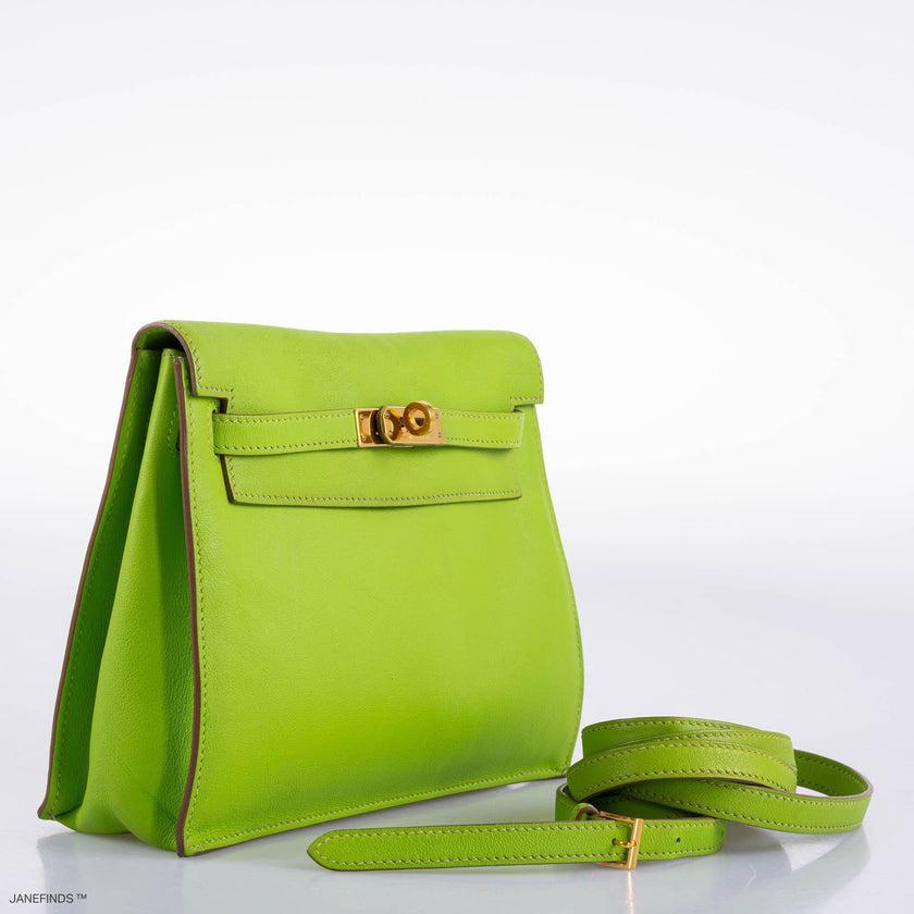 Women's Hermès Kelly Danse II Vert Cru Swift with Gold Hardware - 2004, H Square For Sale