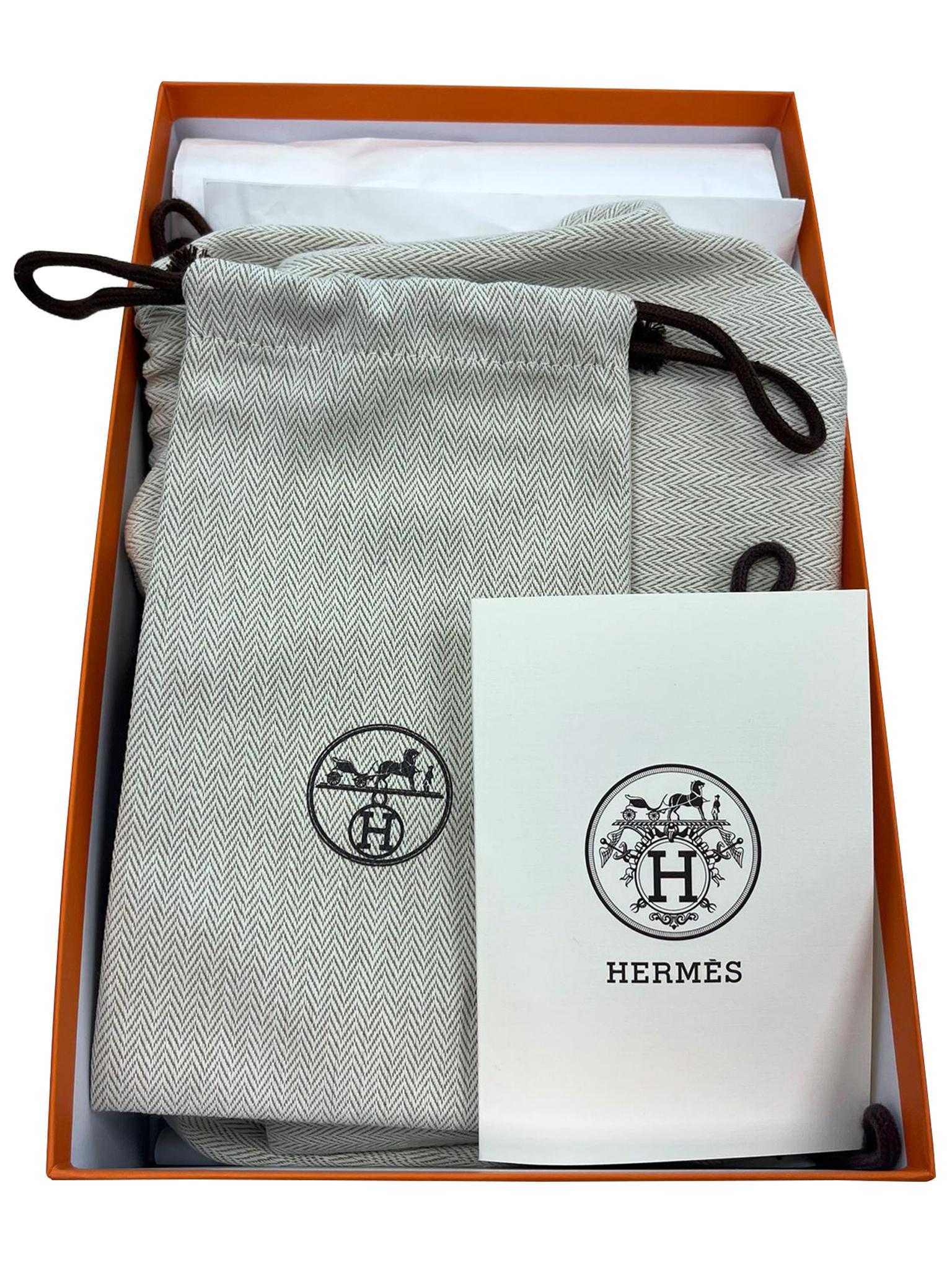 Hermès Kelly Danse Verso Etoupe New White Evercolor Palladium Hardware Handbag en vente 13