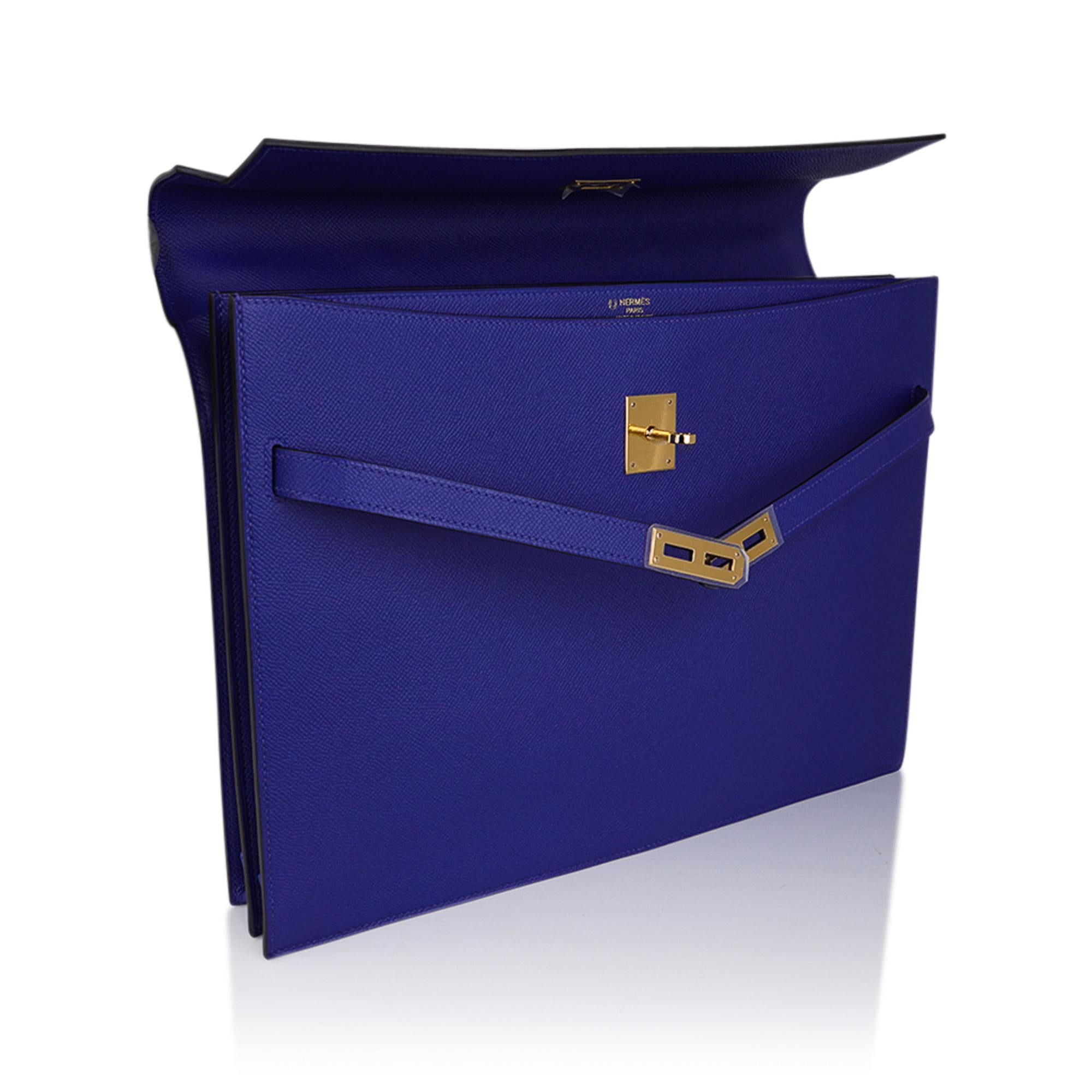 Hermes Kelly Depeche HSS 38 Briefcase Blue Electric Gold Hardware Epsom Leather  For Sale 5