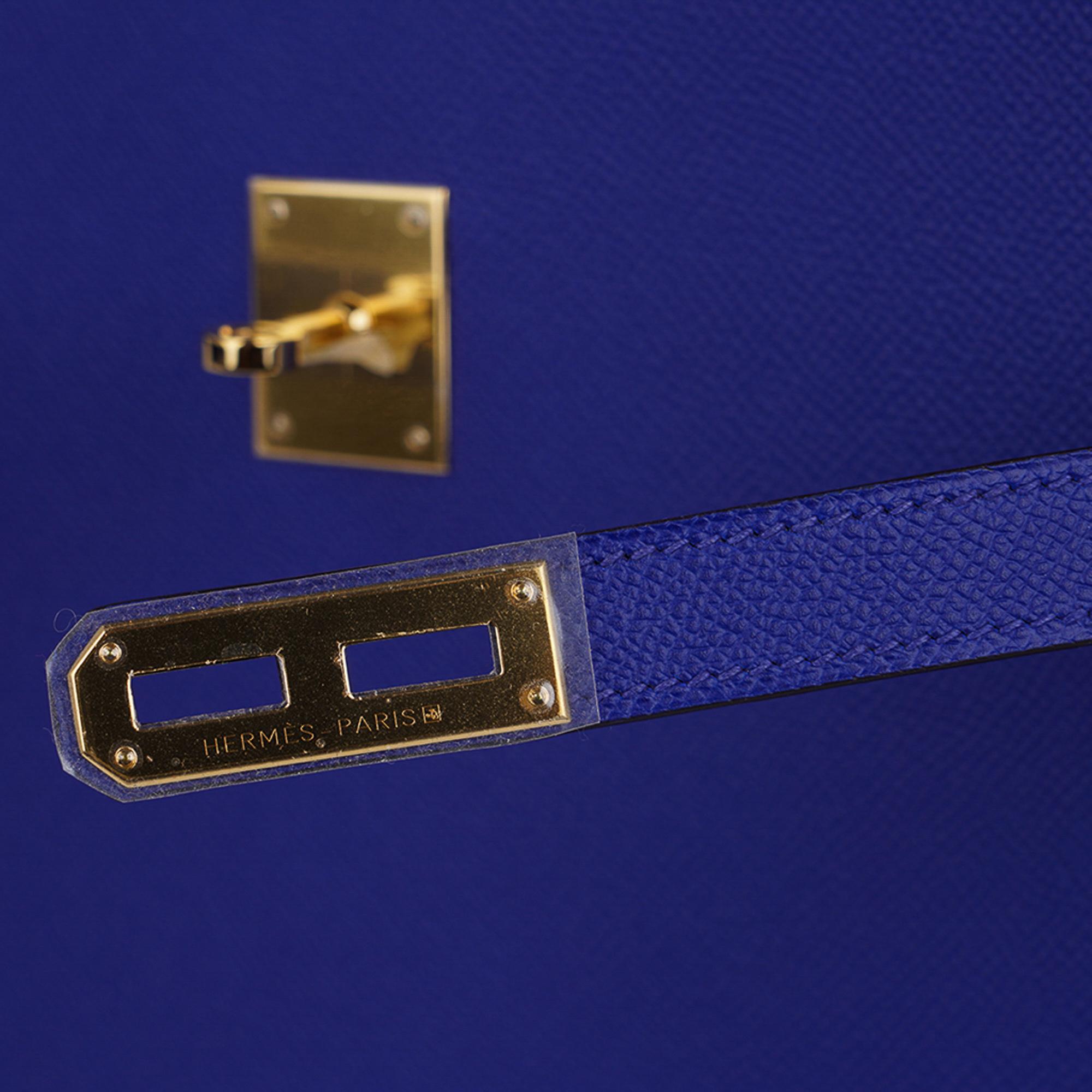 Hermes Kelly Depeche HSS 38 Porte-documents Bleu Electric Gold Hardware Epsom Leather  en vente 1