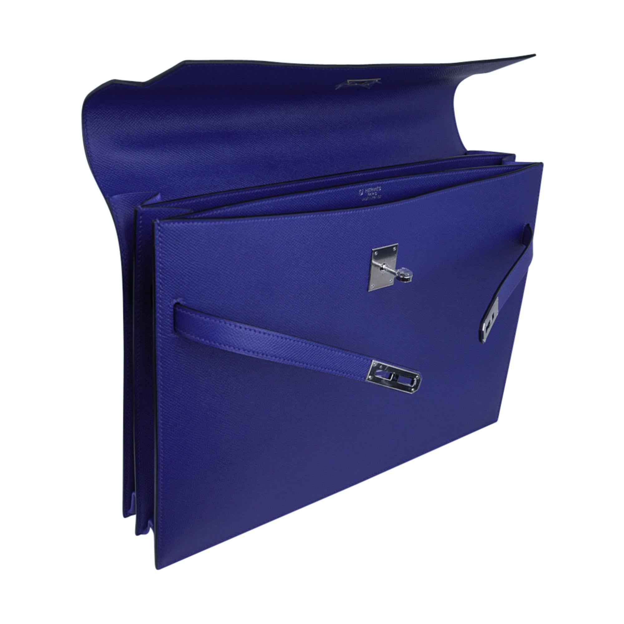 Hermes Kelly Depeches 38 Porte-documents Bleu électrique Quincaillerie Palladium en vente 3