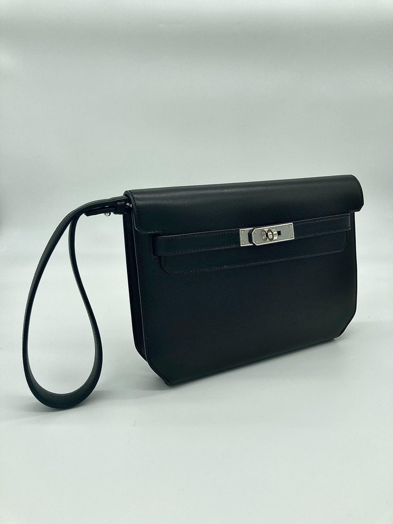 Kelly Depeches 25 Pouch in Togo Leather, Palladium Hardware