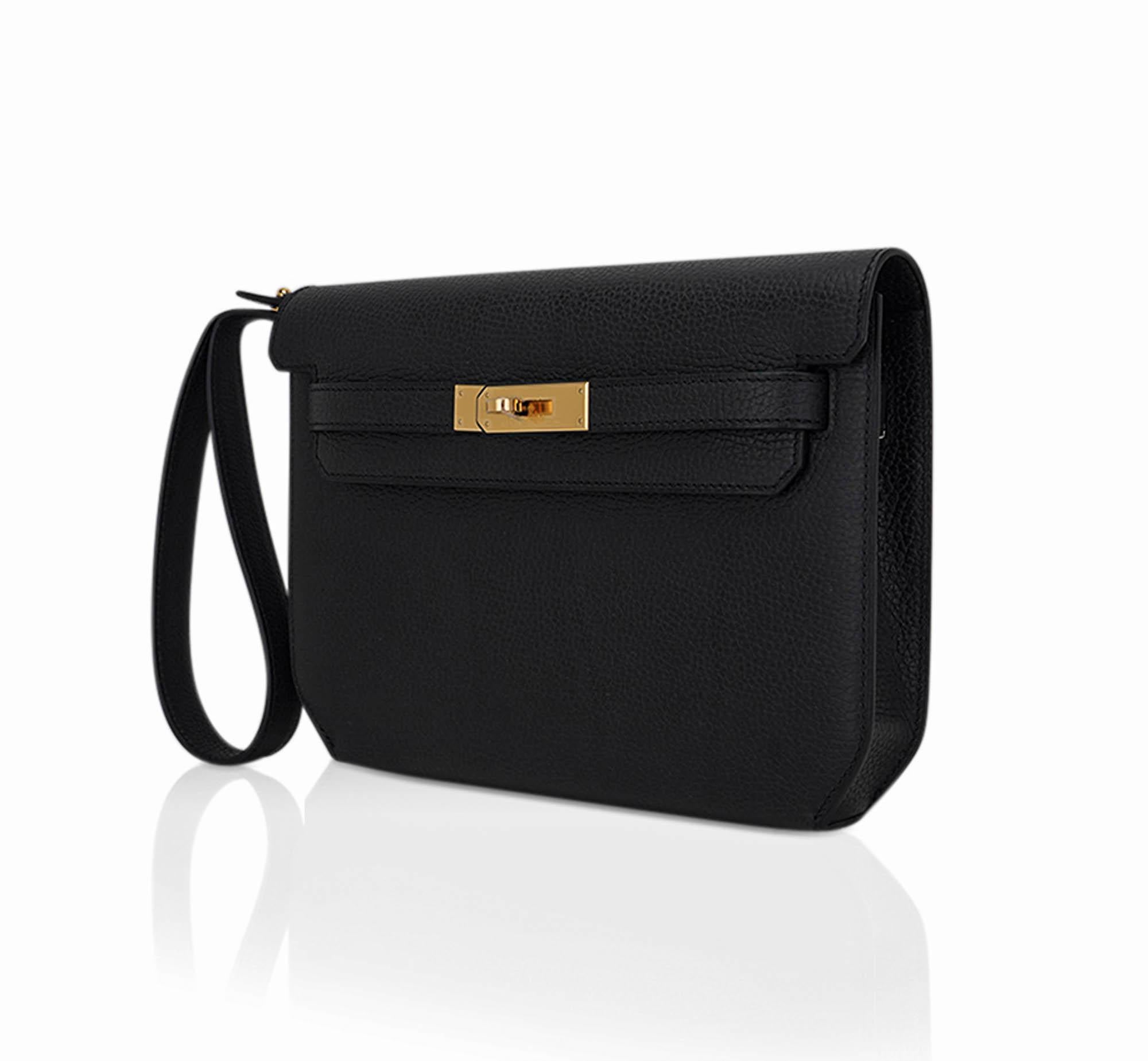 Hermes Kelly Depeches 25 Pouch Black Galop D'Hermes Gold In New Condition In Miami, FL