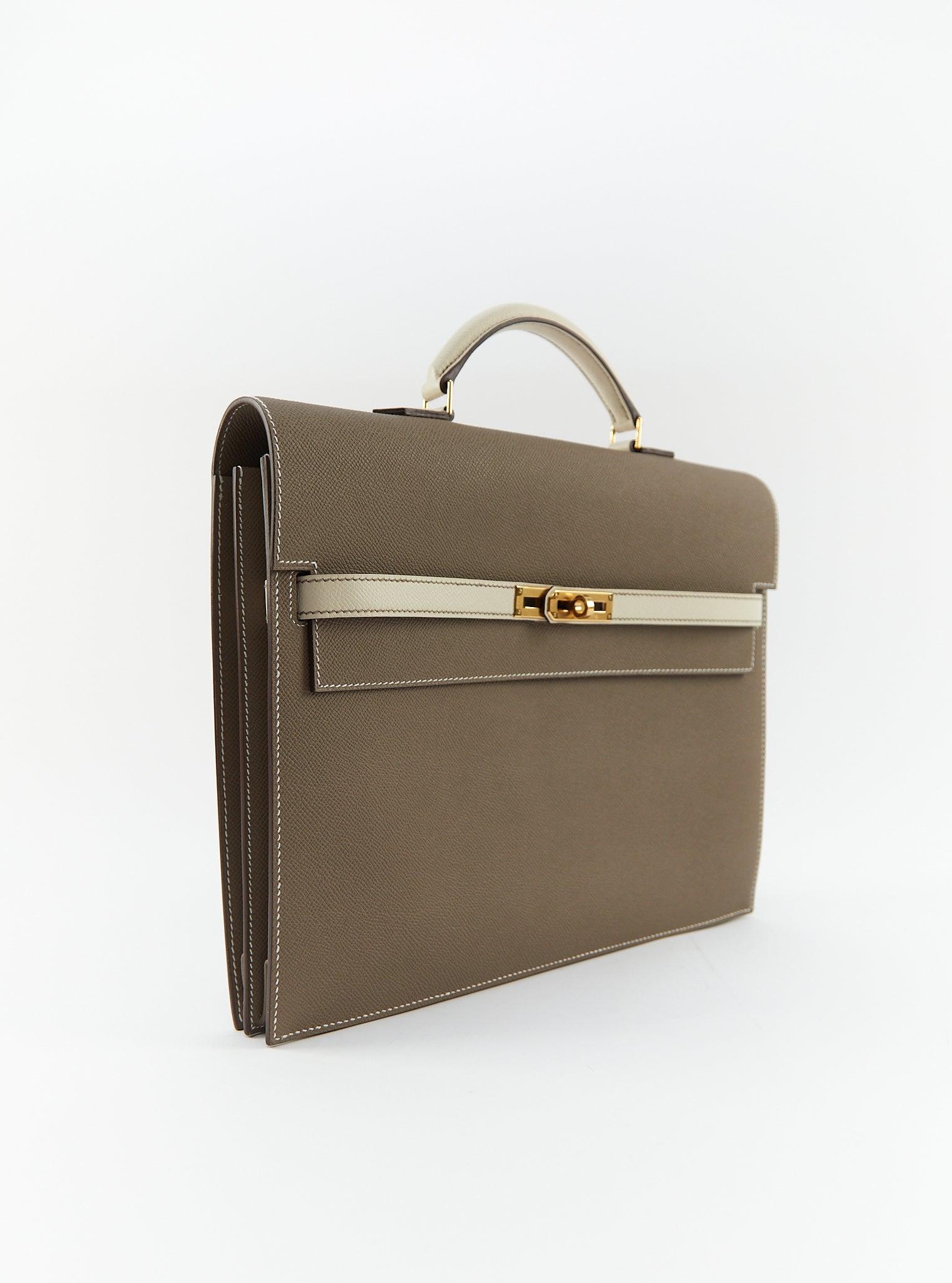 HERMÈS KELLY DEPECHES 34CM HSS SPECIAL ORDERE ETOUPE & CRAIE Epsom Leather with  In Excellent Condition For Sale In London, GB
