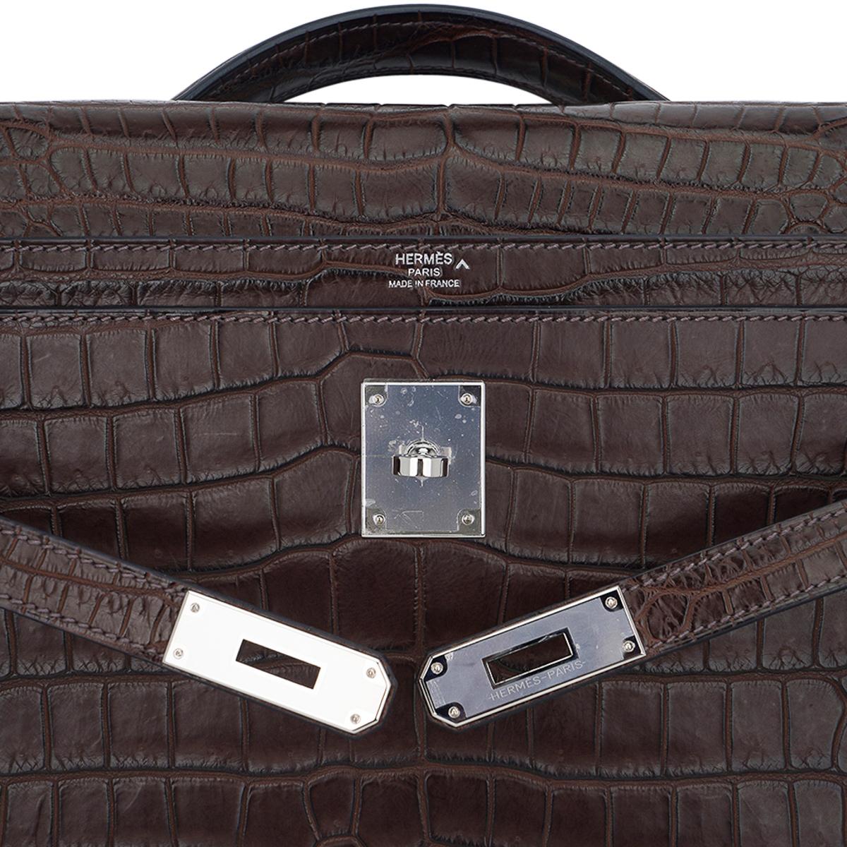 Men's Hermes Kelly Depeches 36 Matte Havane Porosus Briefcase Palladium Hardware For Sale