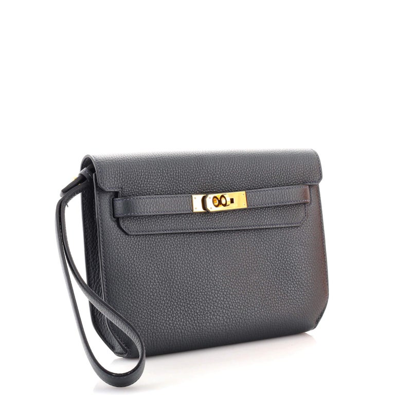 Shop HERMES Kelly Depeches 25 Pouch (H083318CC89 ) by coco