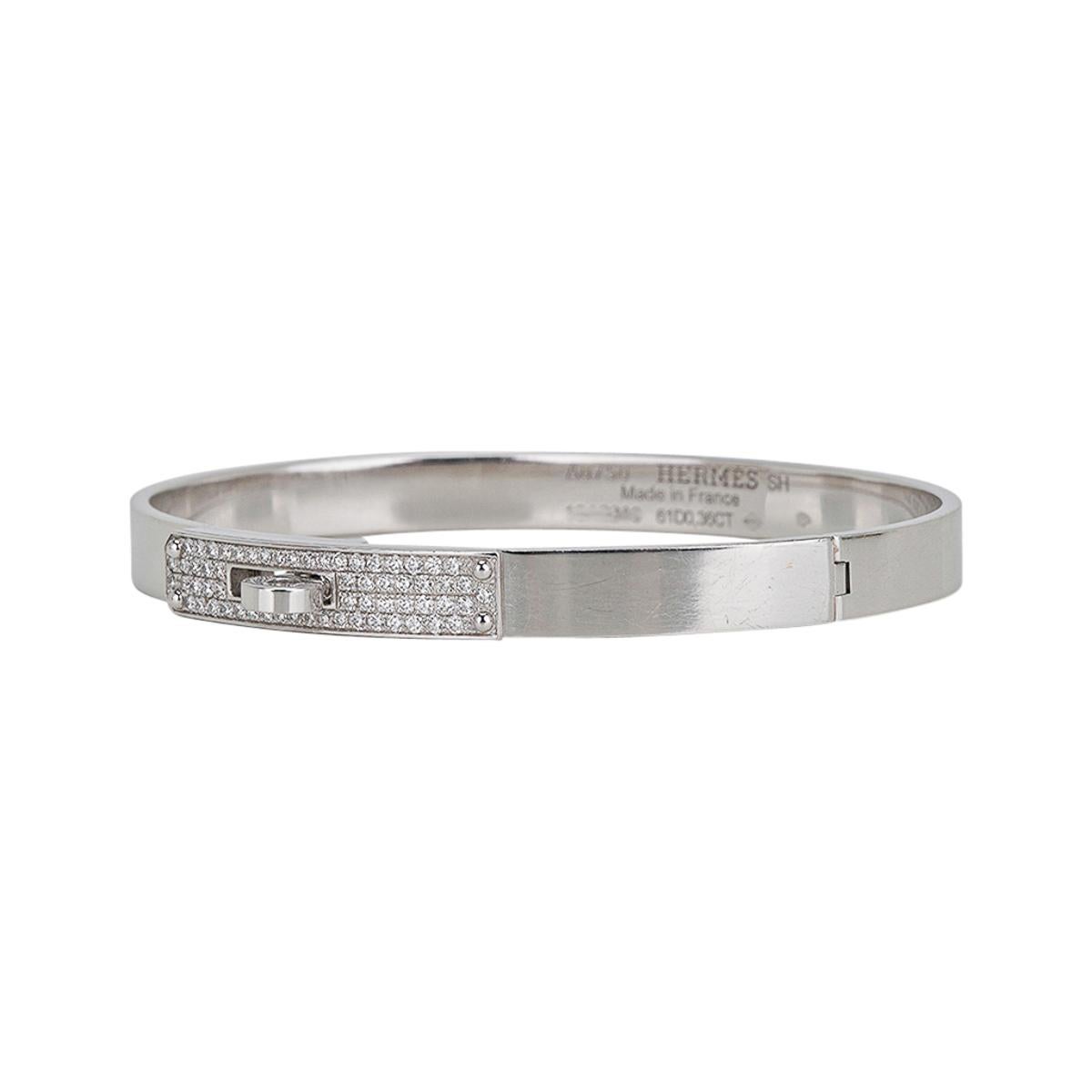 Mightychic offers a chic and instantly recognizable Hermes Kelly Bracelet Small Model.
18k White Gold bracelet set with 61 diamonds.
Total carat weight of the diamonds is 0.36 ct.
Perfect for everyday wear paired with everything from jeans to a