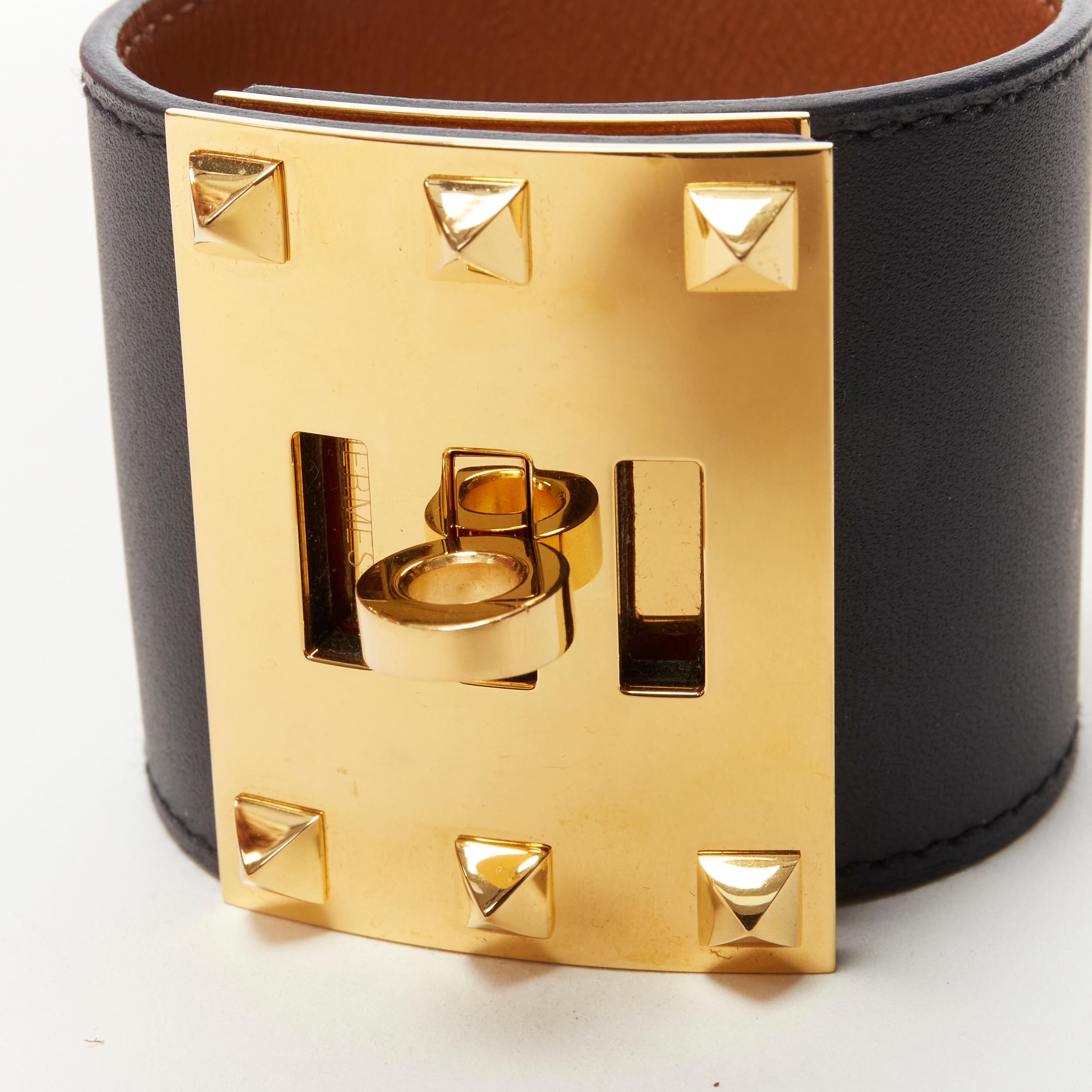 HERMES Kelly Dog Extreme 18k yellow gold plated brass turnlock stud black cuff In Excellent Condition In Hong Kong, NT