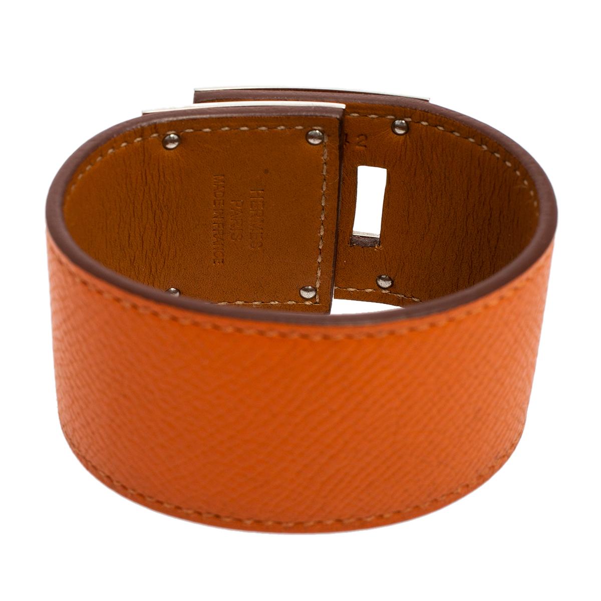 Contemporary Hermes Kelly Dog Orange Epsom Leather Palladium Plated Wide Bracelet