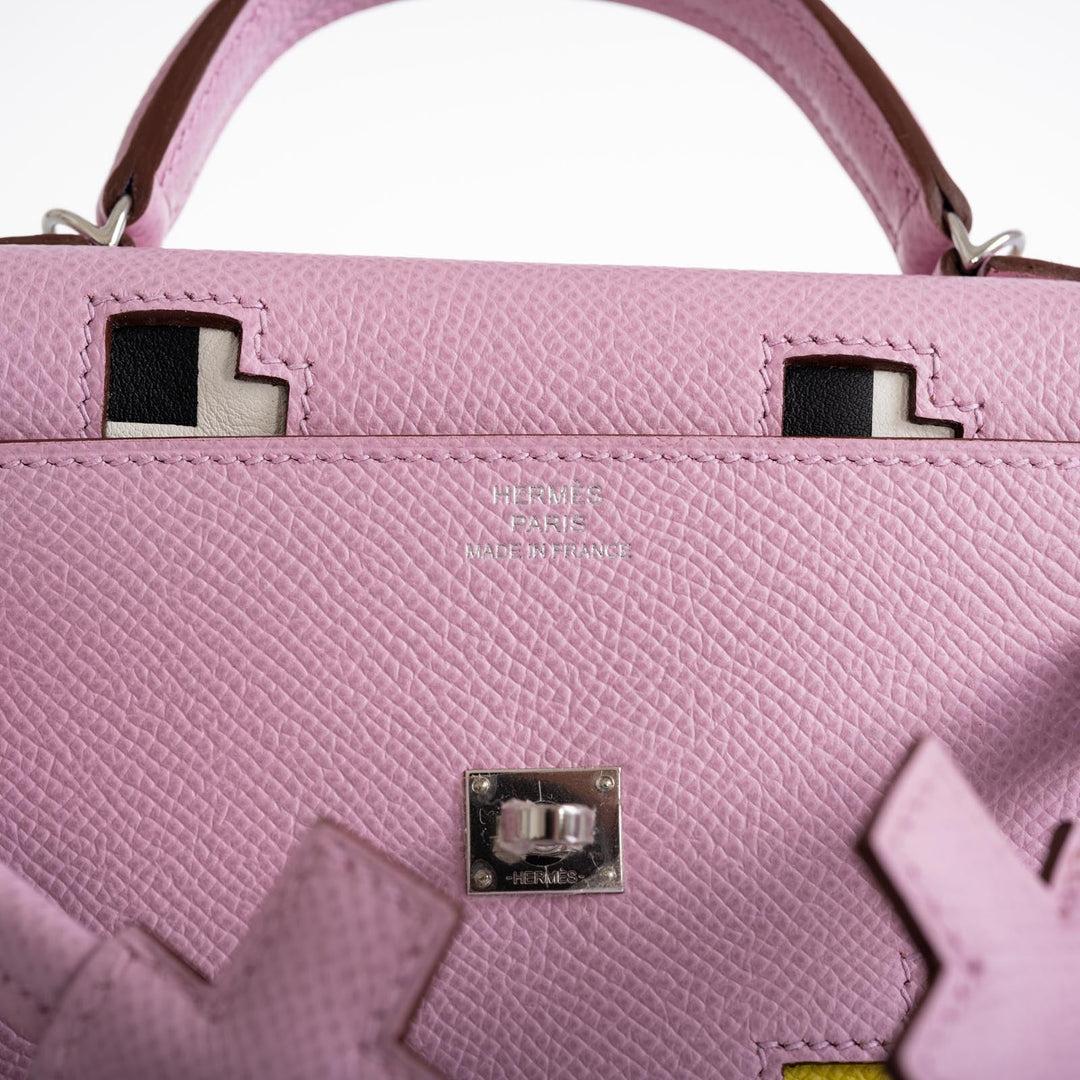 Hermès Kelly Doll Quelle Idole Picto Mauve, Chai, Lime Palladium Hardware en vente 2
