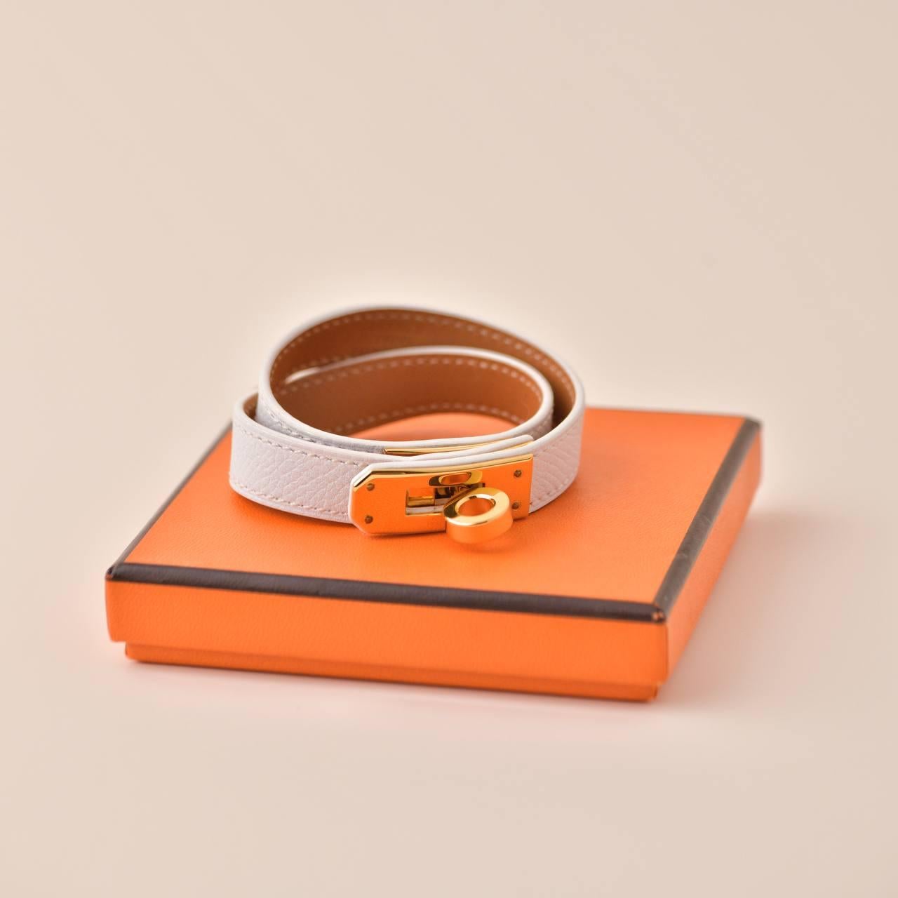 SKU	33301291
Comes With	Box Only
Date	2012
RRP	£430 Incl. Taxes / €620 Incl. Taxes / $510 Excl. Taxes
Model	Kelly Double Tour
Serial Number	P in square
Materials	Calfskin
Weight	Approximately 18.55 g
Length	Approximately 37 cm
Width	Approximately