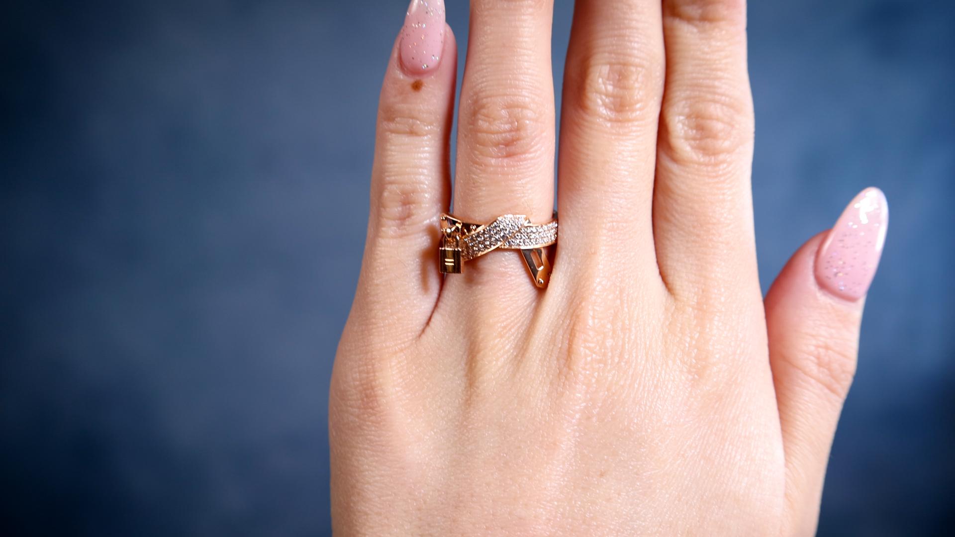 Hermes Kelly Gavroche Diamant 18k Rose Gold Ring (Brillantschliff)