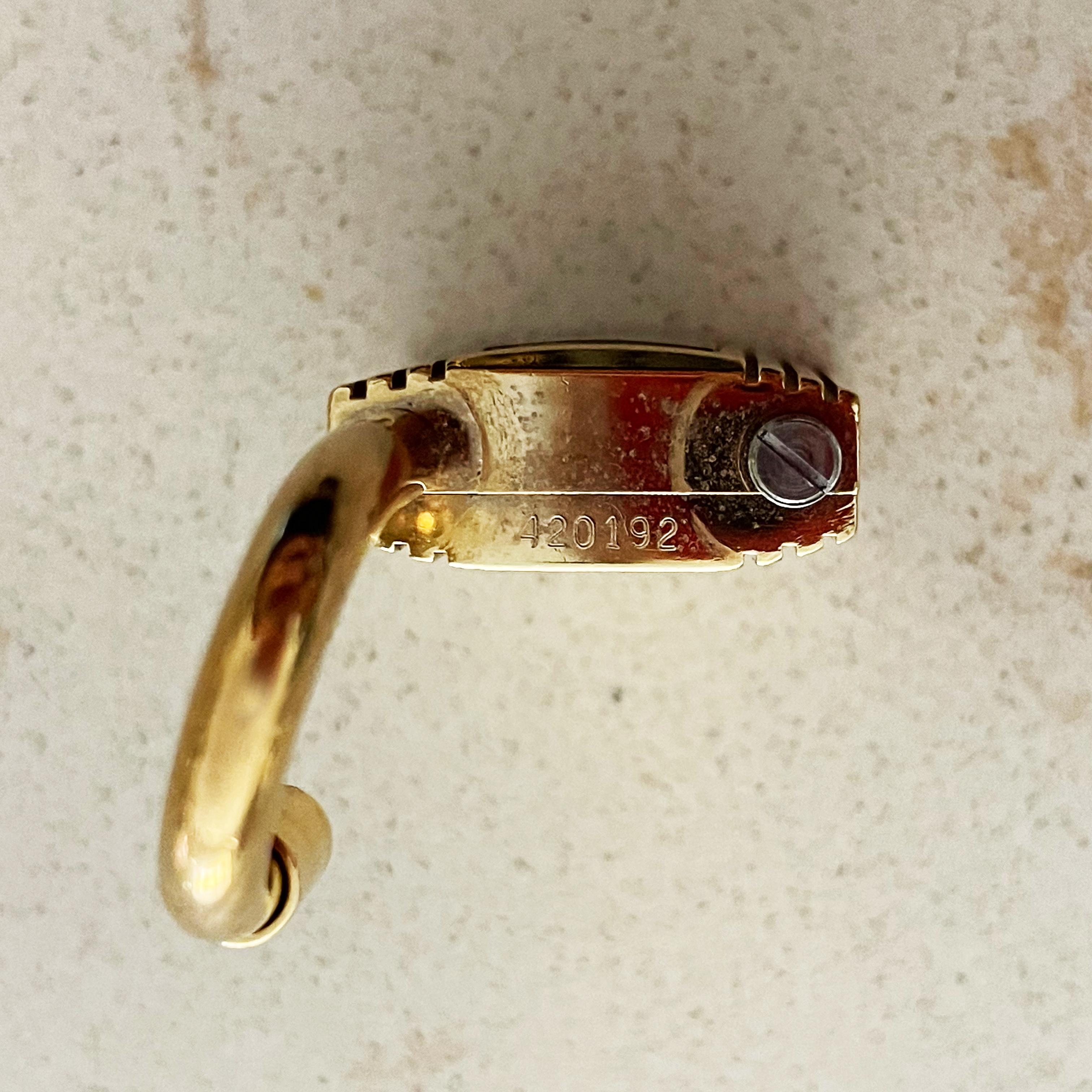 Montre Hermes Kelly Cadena Lock en or avec bracelet en cuir Mysore Chèvre noir 1990 en vente 7