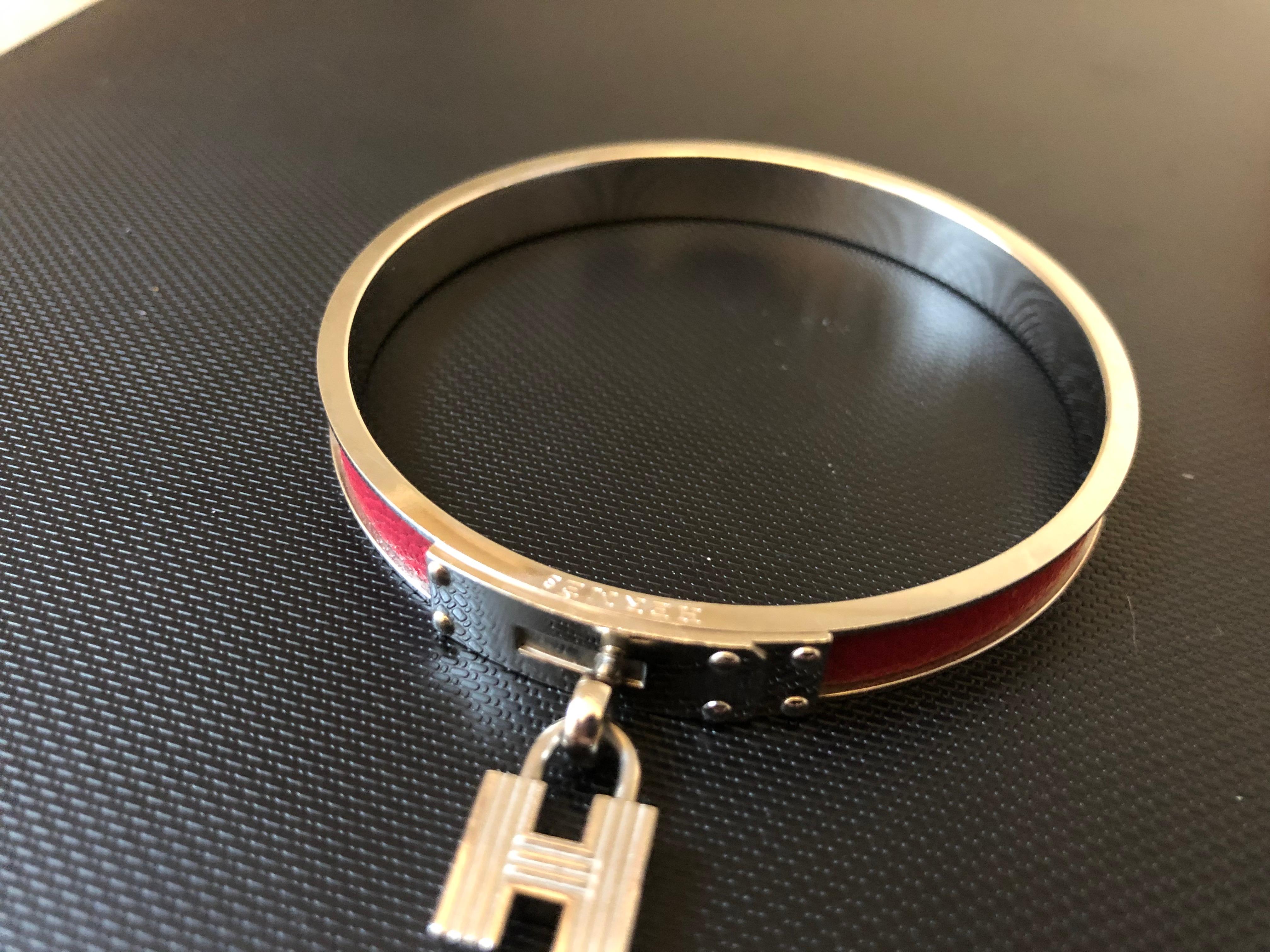 Hermes Kelly H Cadena Charm Lizard and Palladium Bangle w/Dust Bag and Box PM 65 In Excellent Condition In Port Hope, ON