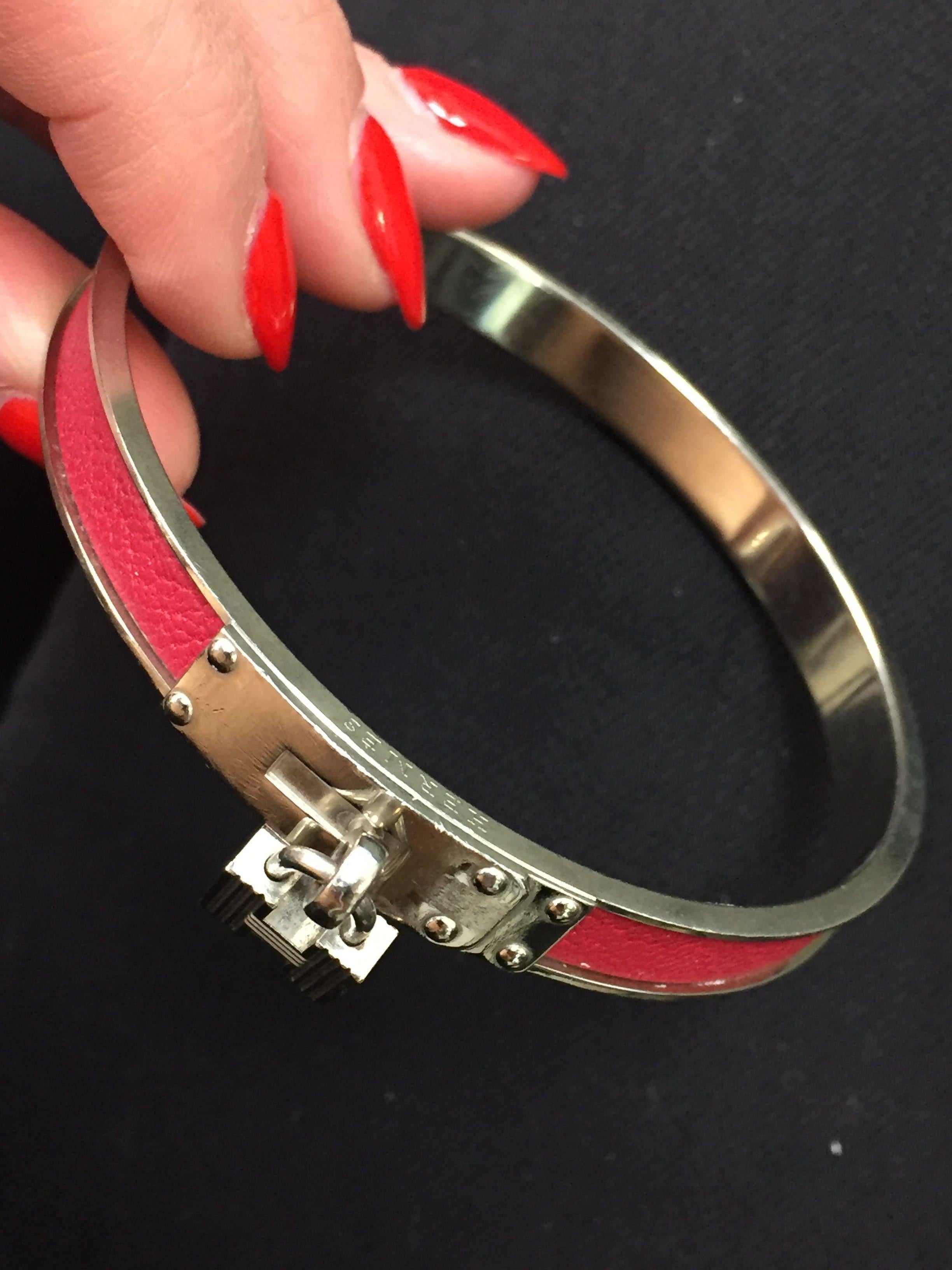 Modern Hermes Kelly H Lock Cadena Charm Bracelet