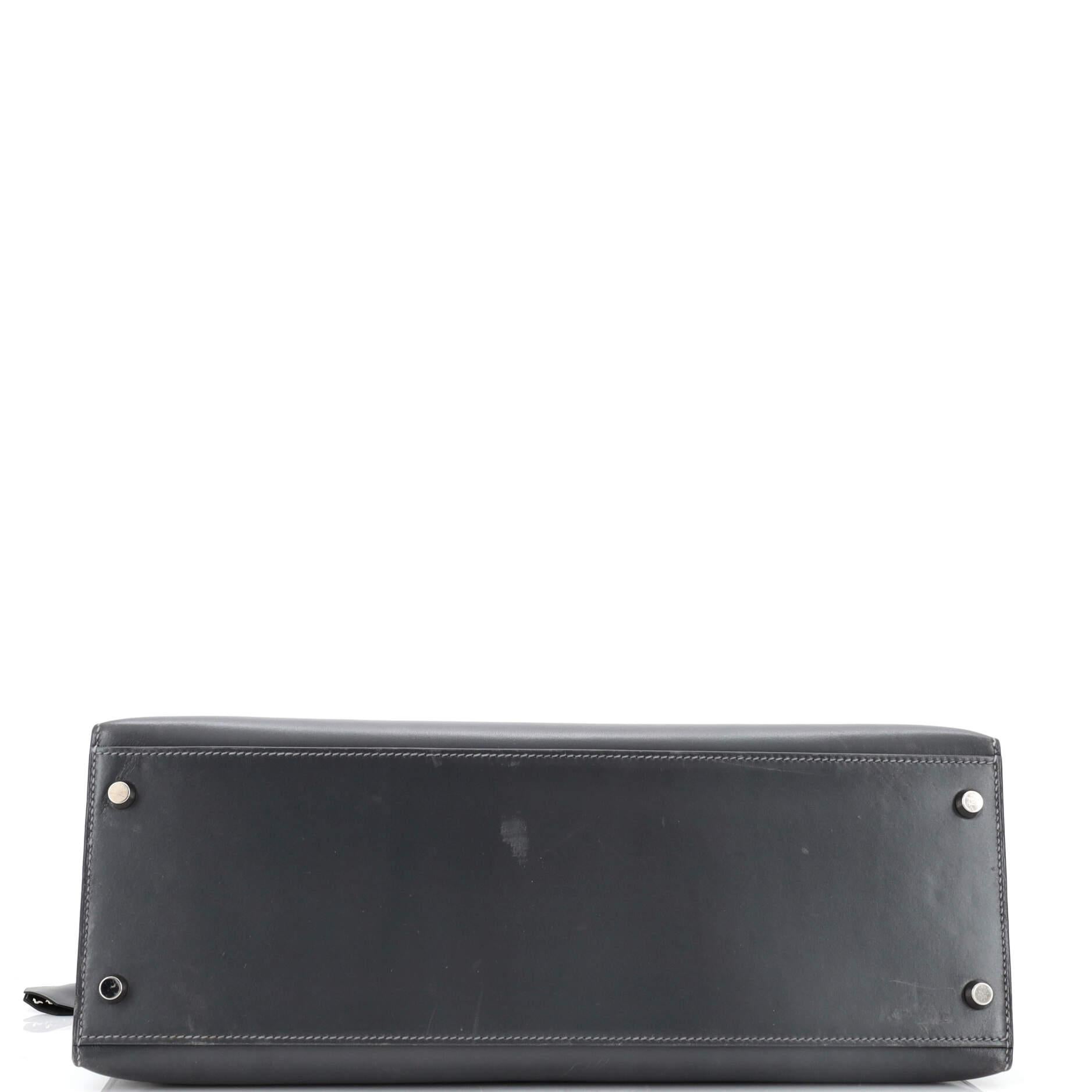 Hermes Kelly Handbag Ardoise Box Calf with Palladium Hardware 35 In Good Condition In NY, NY