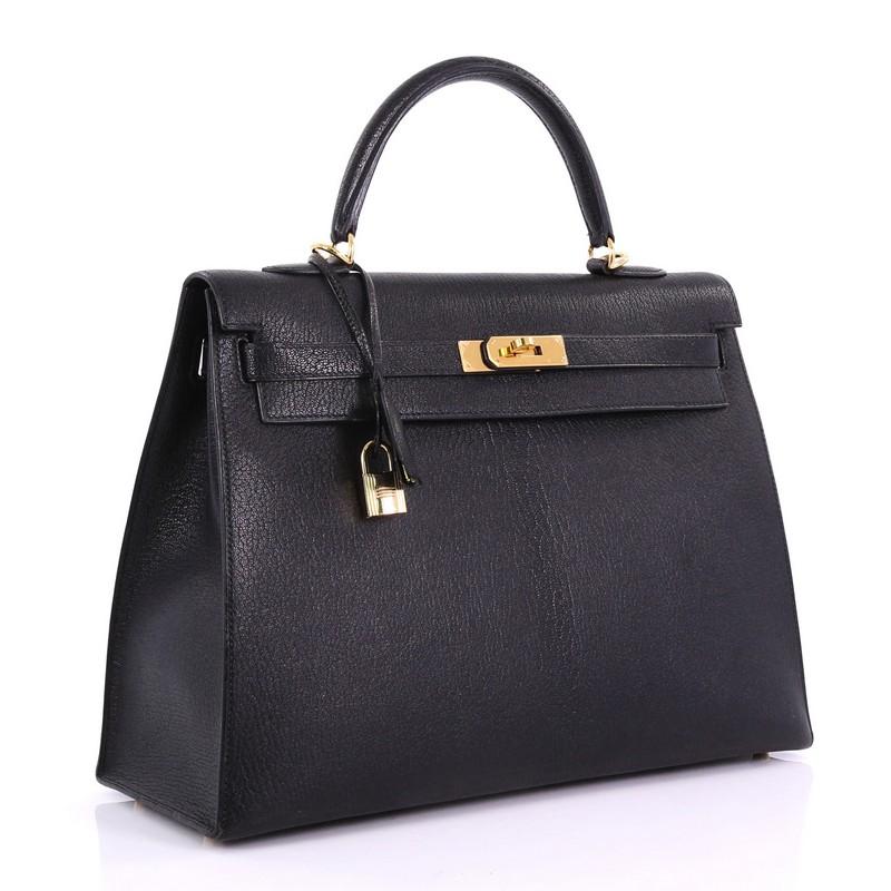 Hermes Kelly Handbag Black Chevre de Coromandel with Gold Hardware 35 In Good Condition In NY, NY