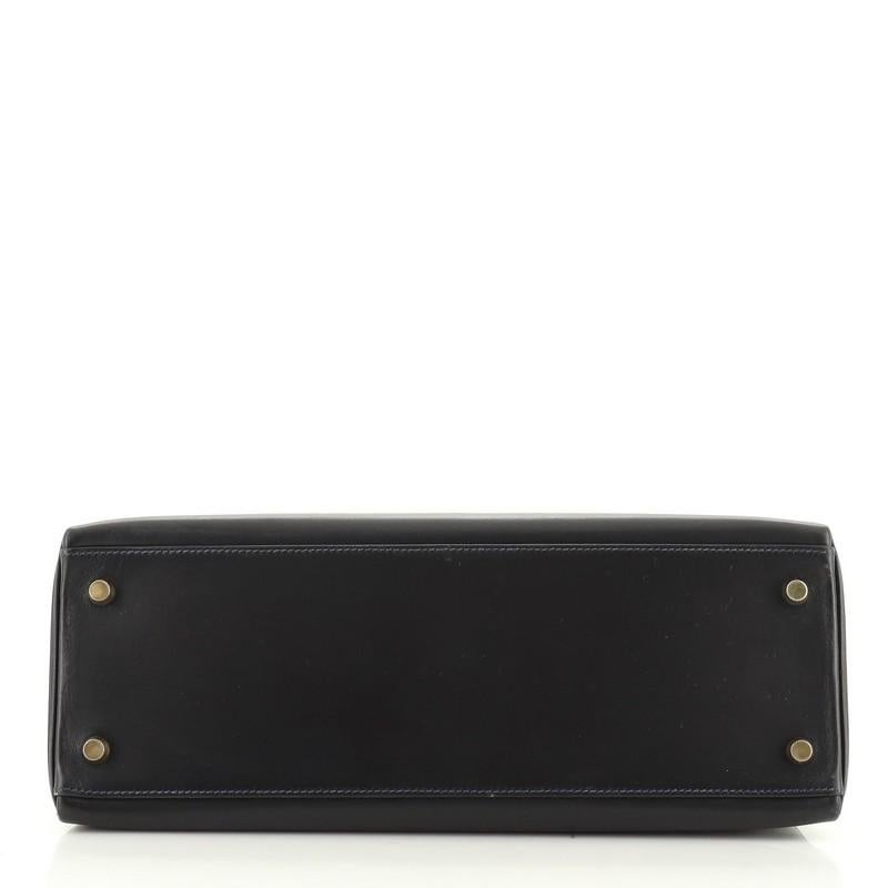 Hermes Kelly Handbag Bleu Indigo Box Calf with Gold Hardware 32 In Good Condition In NY, NY