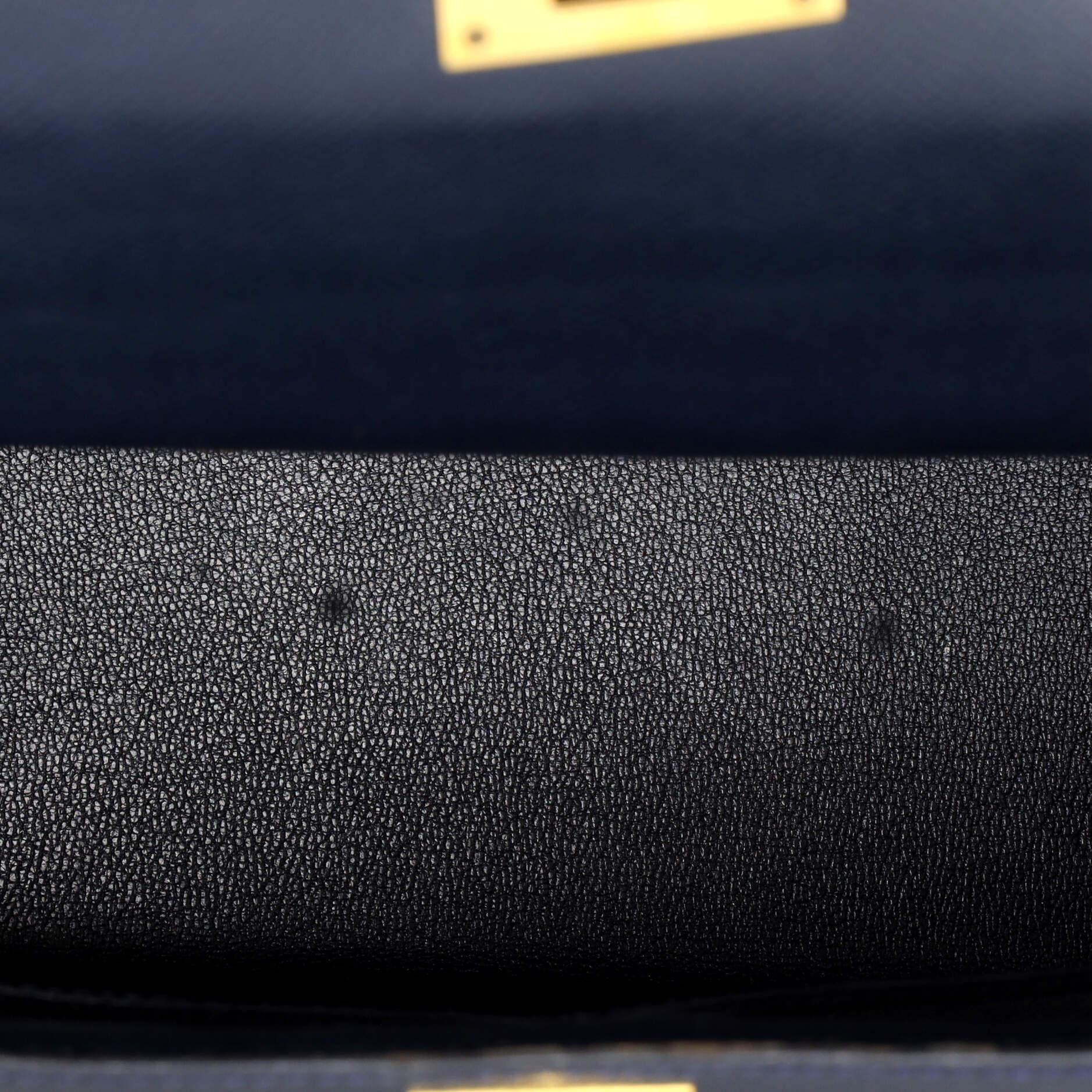 Hermes Kelly Handbag Bleu Marine Courchevel with Gold Hardware 32 For Sale 1