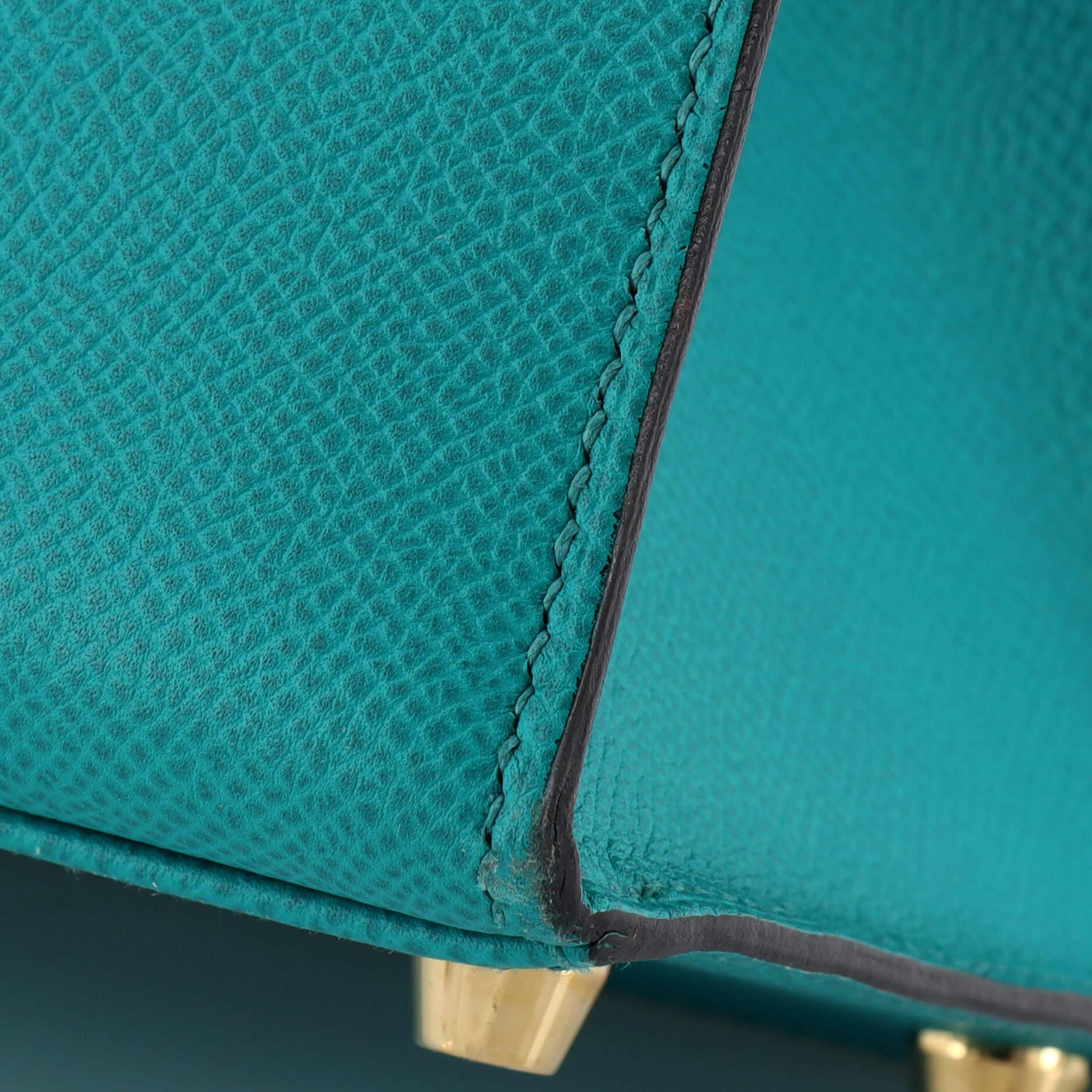 Hermes Kelly Handbag Bleu Paon Epsom with Gold Hardware 28 For Sale 3
