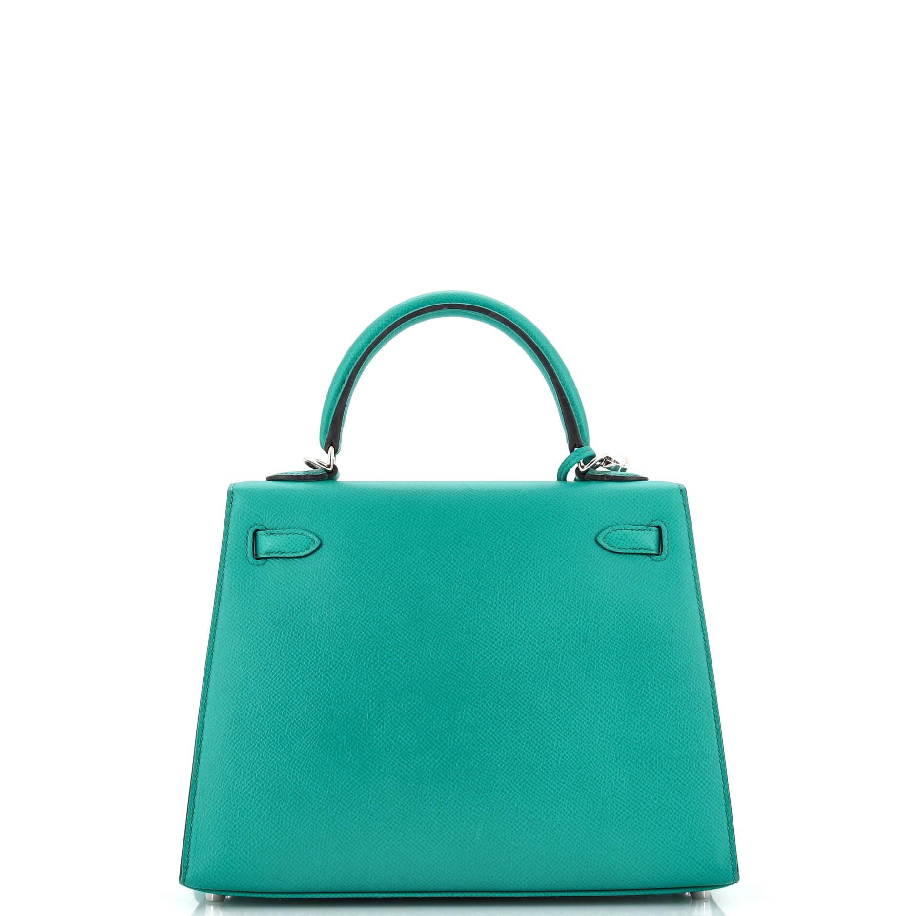 Hermes Kelly Handbag Bleu Paon Epsom with Palladium Hardware 25 In Good Condition For Sale In NY, NY