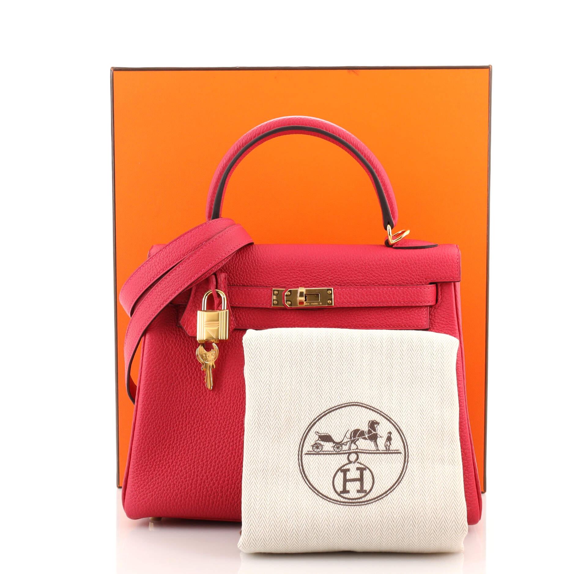 Condition: Excellent. Scratches on hardware.
Accessories: Clochette, Keys, Lock, With Strap
Measurements: Height 8