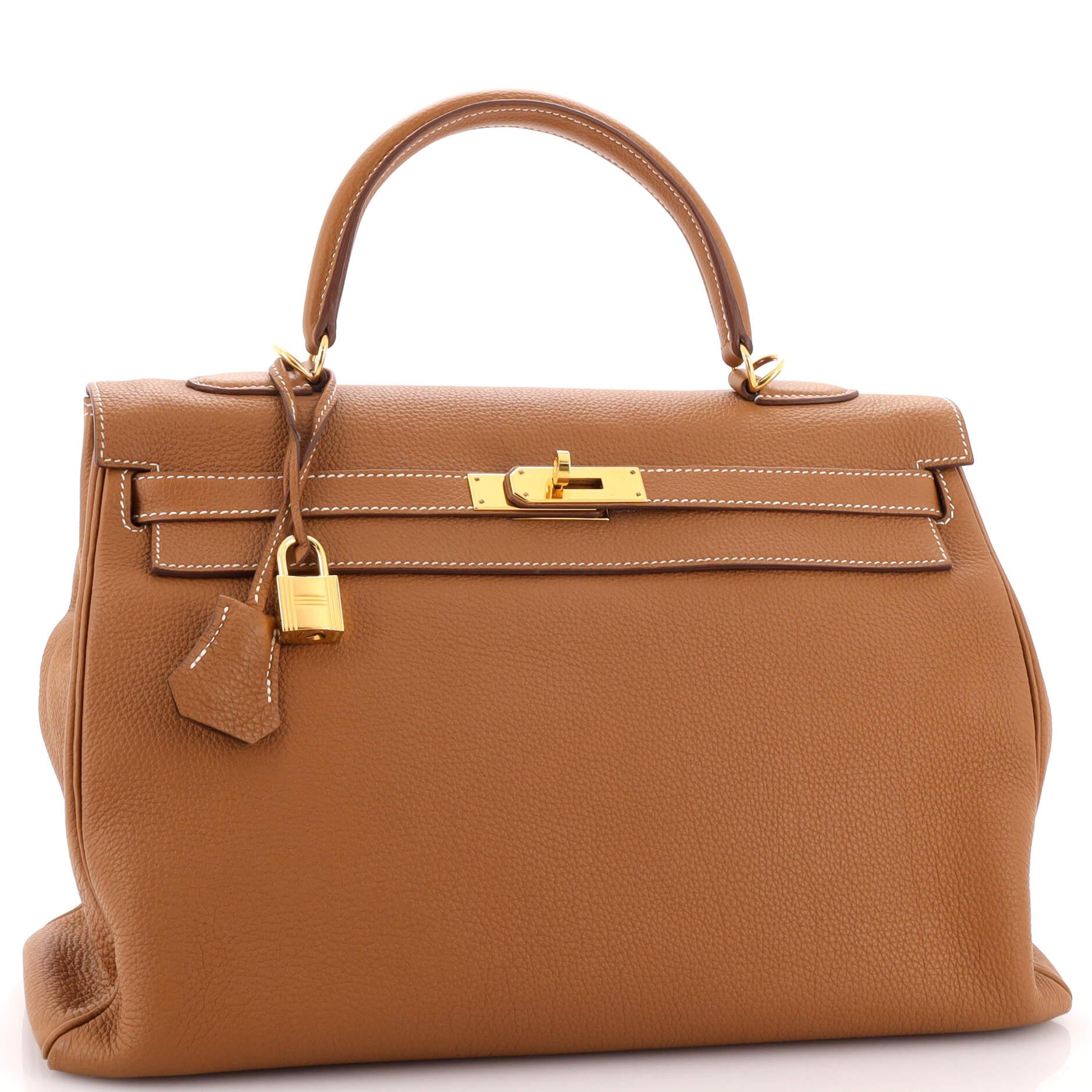 Hermes Kelly Handbag Gold Togo with Gold Hardware 35 In Good Condition In NY, NY