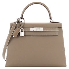 Hermès Kelly Handtasche Grau Epsom mit Palladiumbeschlägen 28