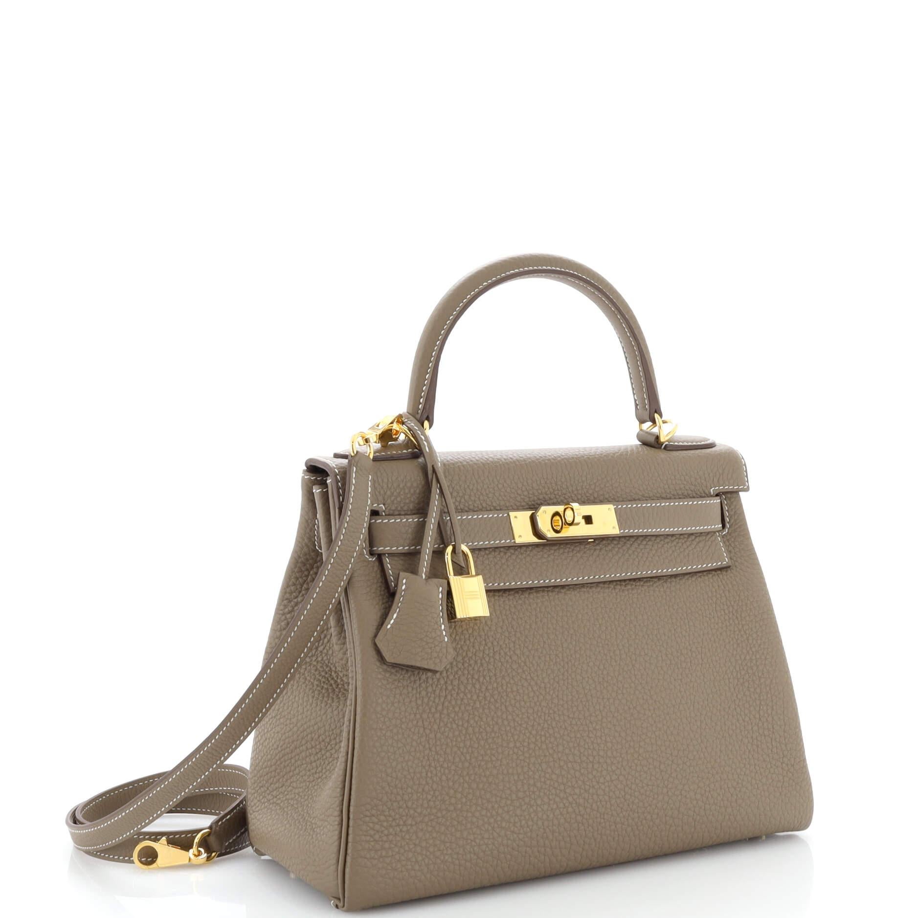 Hermes Kelly Handbag Grey Togo with Gold Hardware 28 In Good Condition In NY, NY