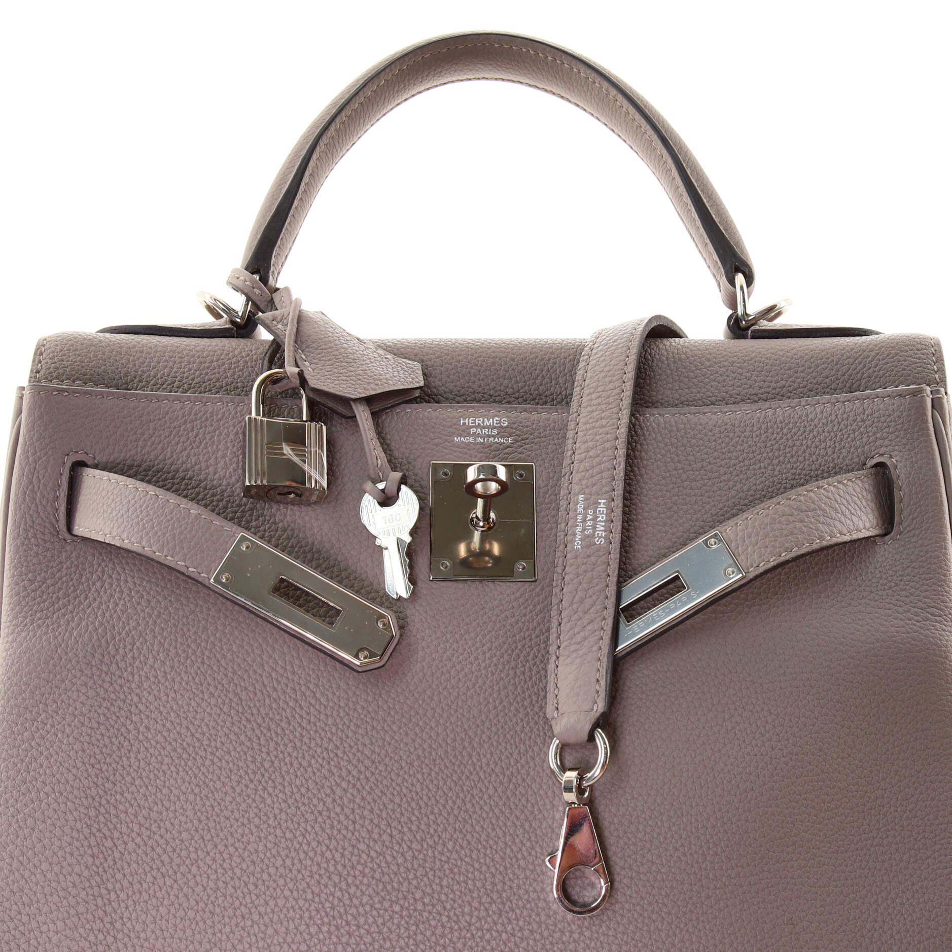 Hermes Kelly Handbag Grey Togo with Palladium Hardware 28 In Good Condition In NY, NY