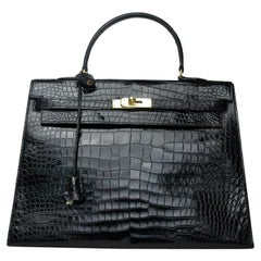 Vintage HERMÈS Kelly Handbag in Black Porosus Crocodile