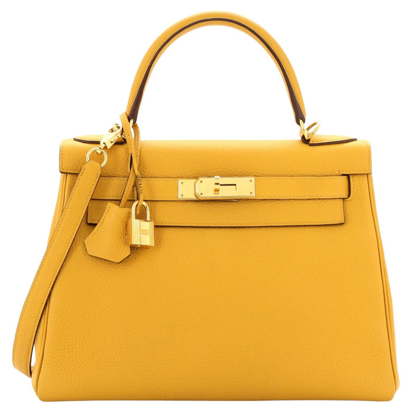Hermes Kelly Handbag Jaune Ambre Clemence with Gold Hardware 28 For Sale