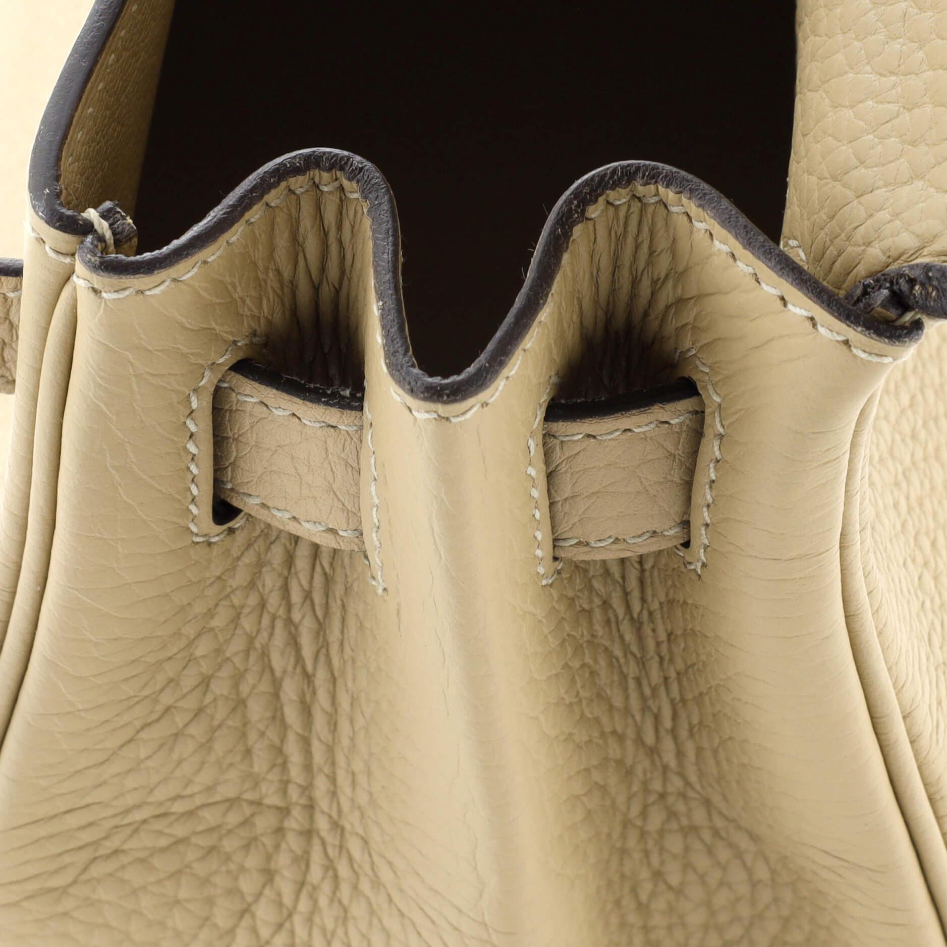 Hermès Kelly Handtasche Light Clemence mit Goldbeschlägen 28 6