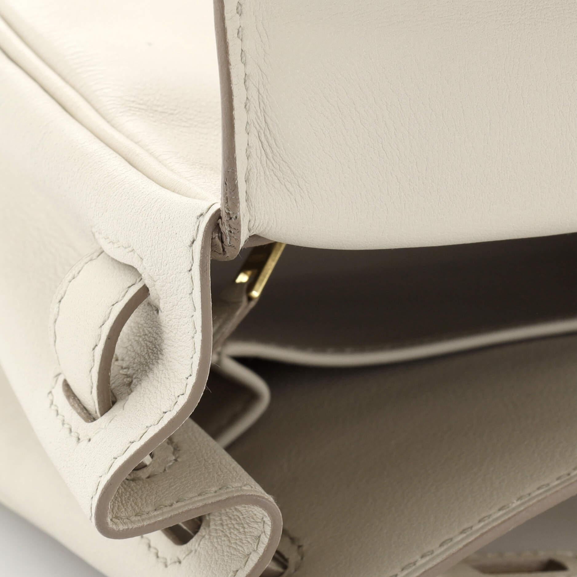Hermes Kelly Handbag Light Swift with Gold Hardware 25 7