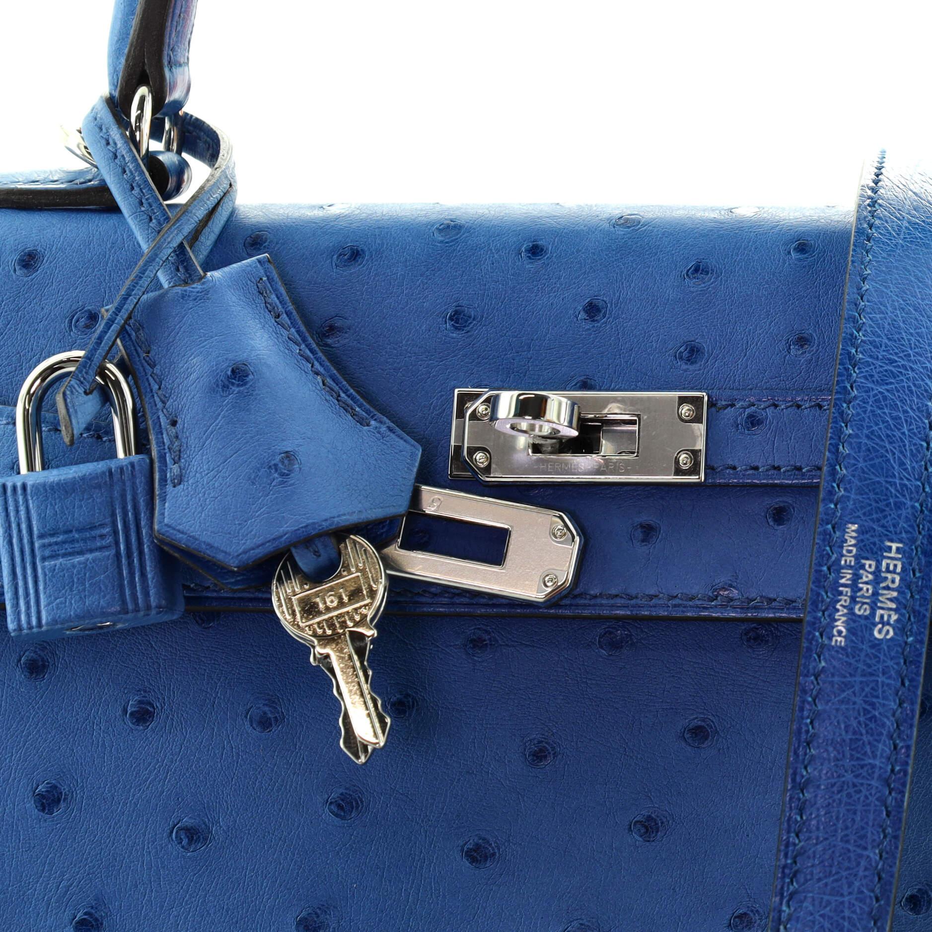 Hermes Kelly Handbag Mykonos Ostrich with Palladium Hardware 25 In Good Condition In NY, NY