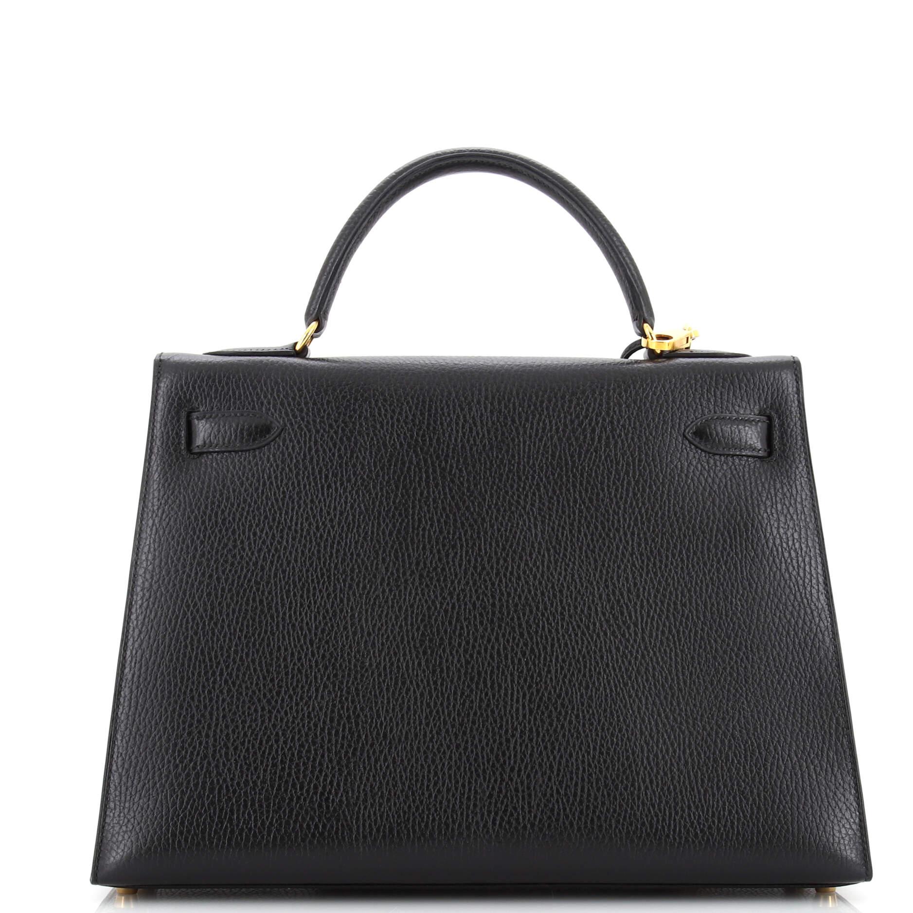 Hermes Kelly Handbag Noir Ardennes with Gold Hardware 32 In Good Condition In NY, NY