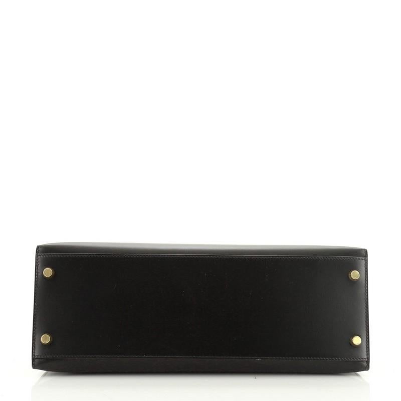 Hermes Kelly Handbag Noir Box Calf With Gold Hardware 32  In Good Condition In NY, NY