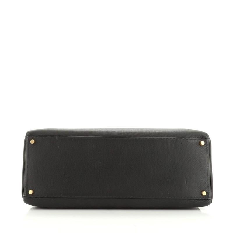 Hermes Kelly Handbag Noir Clemence Gold Hardware 40 In Good Condition In NY, NY