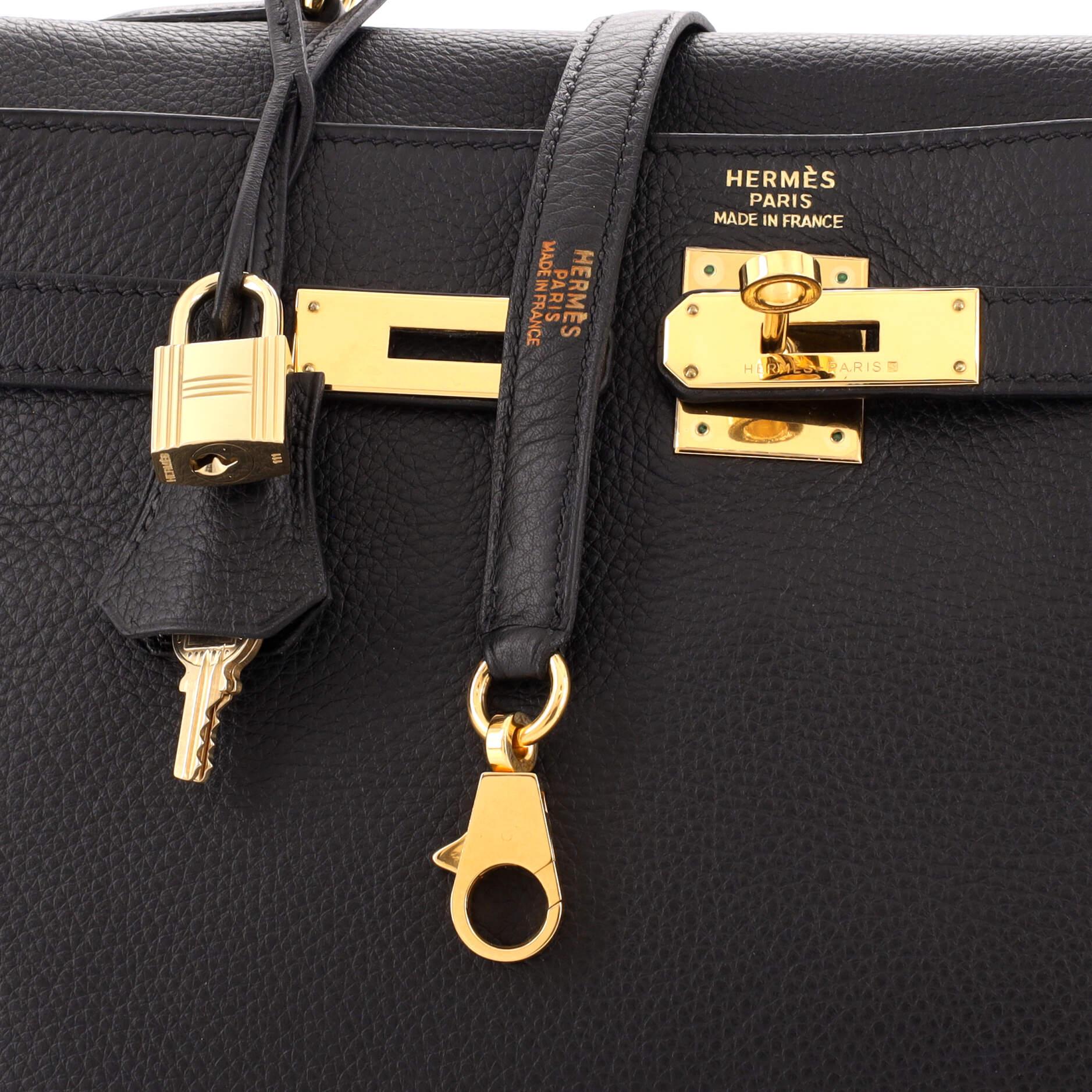 Hermes Kelly Handbag Noir Clemence with Gold Hardware 35 For Sale 2