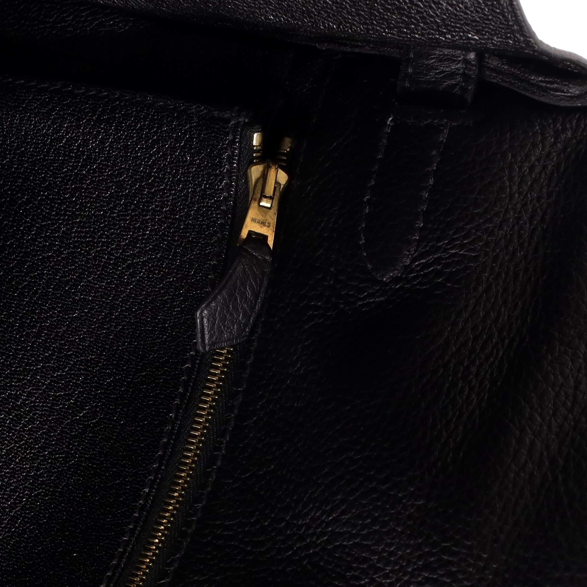 Hermes Kelly Handbag Noir Clemence with Gold Hardware 35 For Sale 3