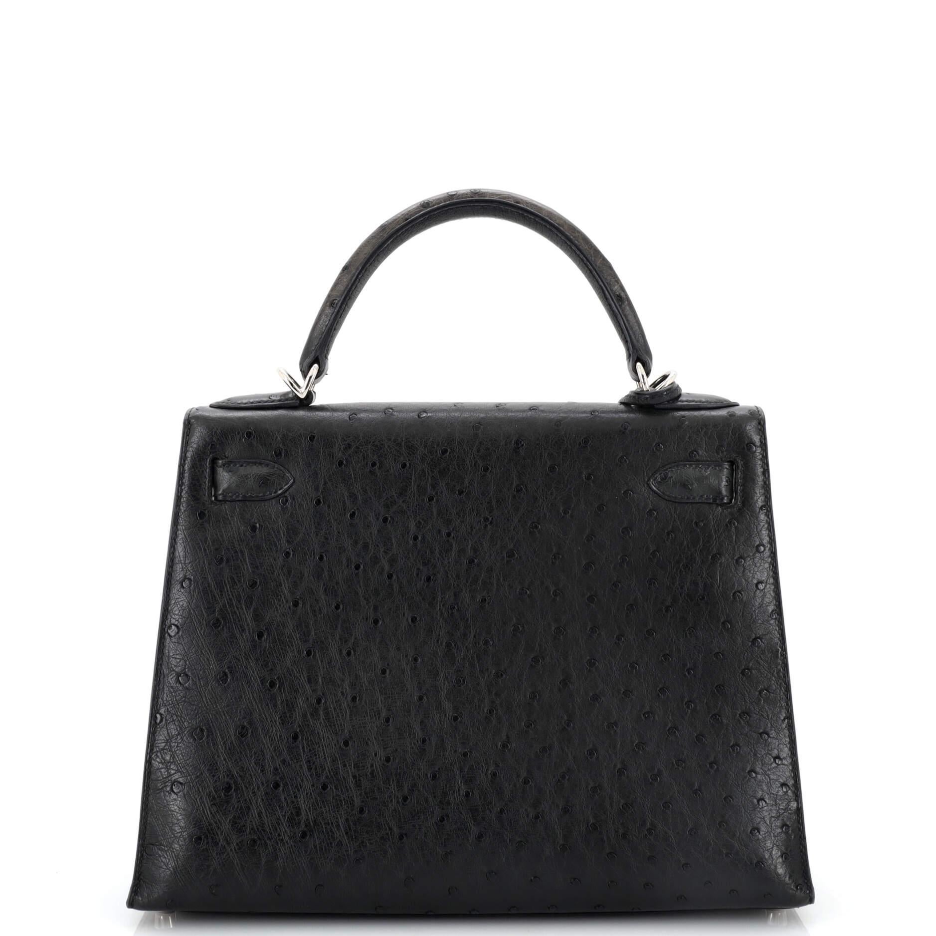 Hermes Kelly Handbag Noir Ostrich with Palladium Hardware 25 In Good Condition In NY, NY