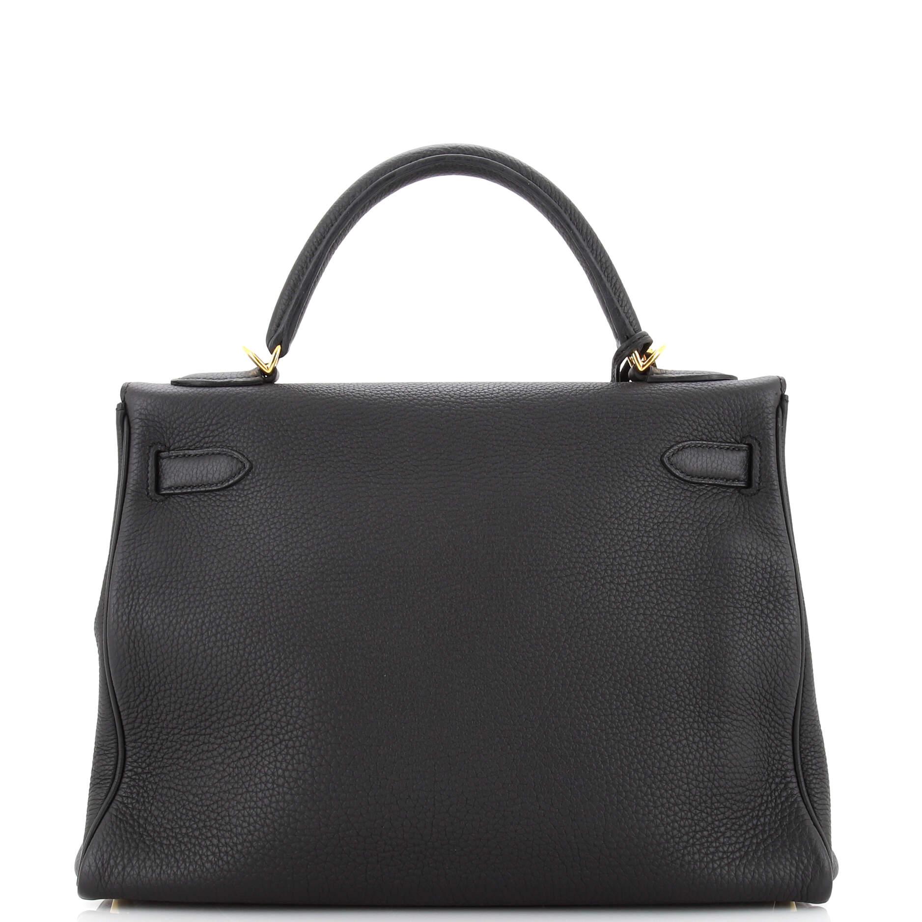 Hermes Kelly Handbag Noir Togo with Gold Hardware 32 In Good Condition For Sale In NY, NY