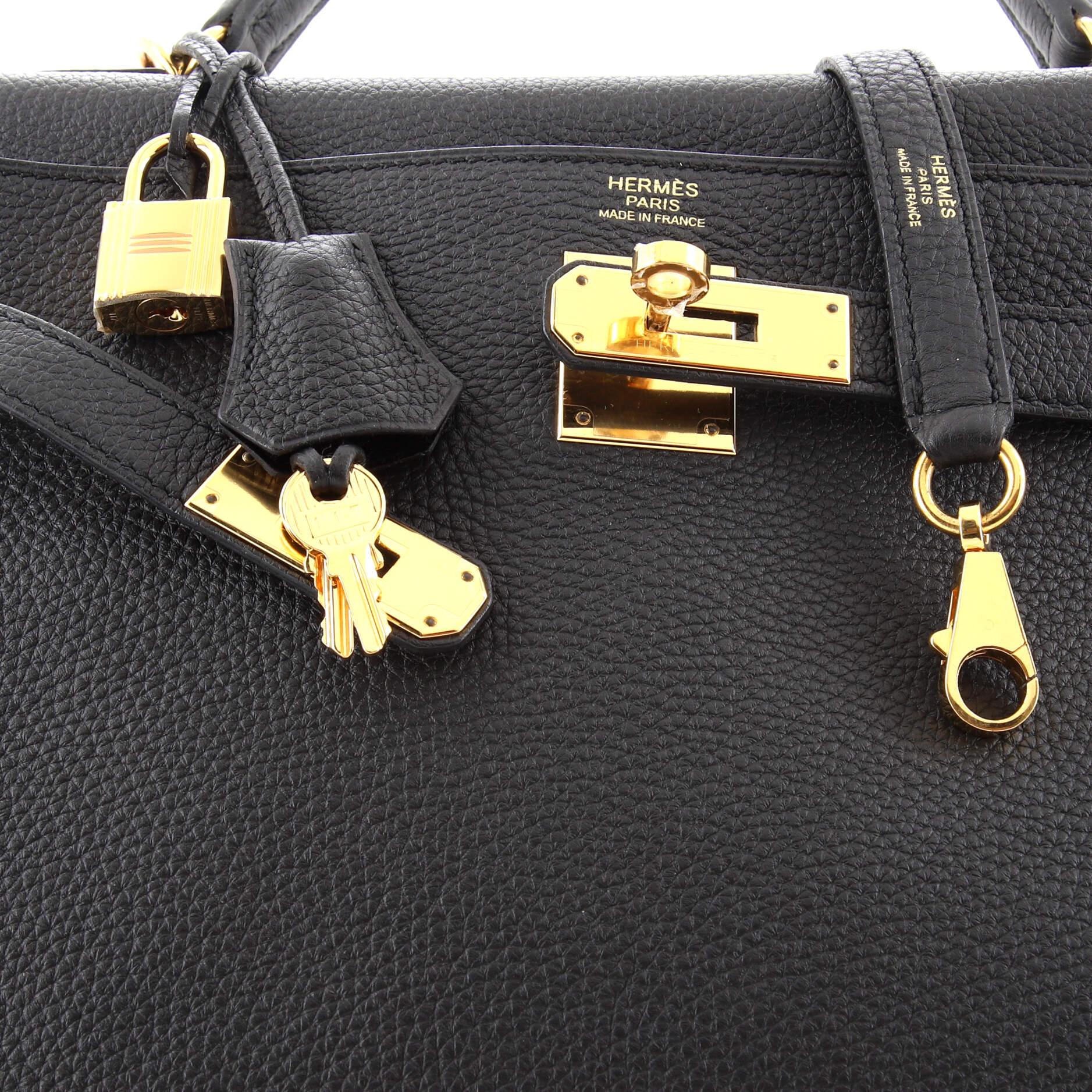 Hermes Kelly Handbag Noir Togo with Gold Hardware 32 For Sale 2