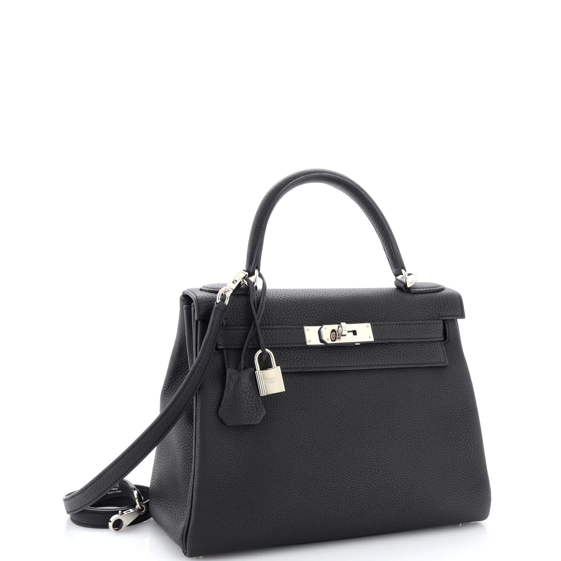 Hermes Kelly Handbag Noir Togo with Palladium Hardware 28 In Good Condition In NY, NY
