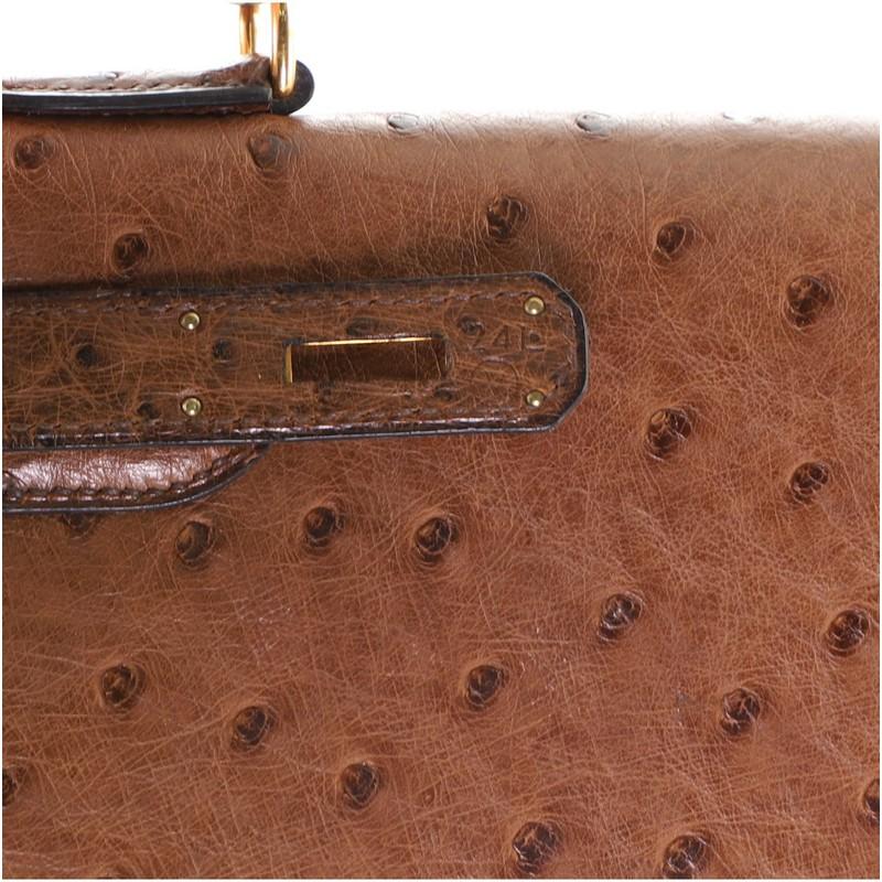 Hermes Kelly Handbag Noisette Ostrich with Gold Hardware 32 In Good Condition In NY, NY