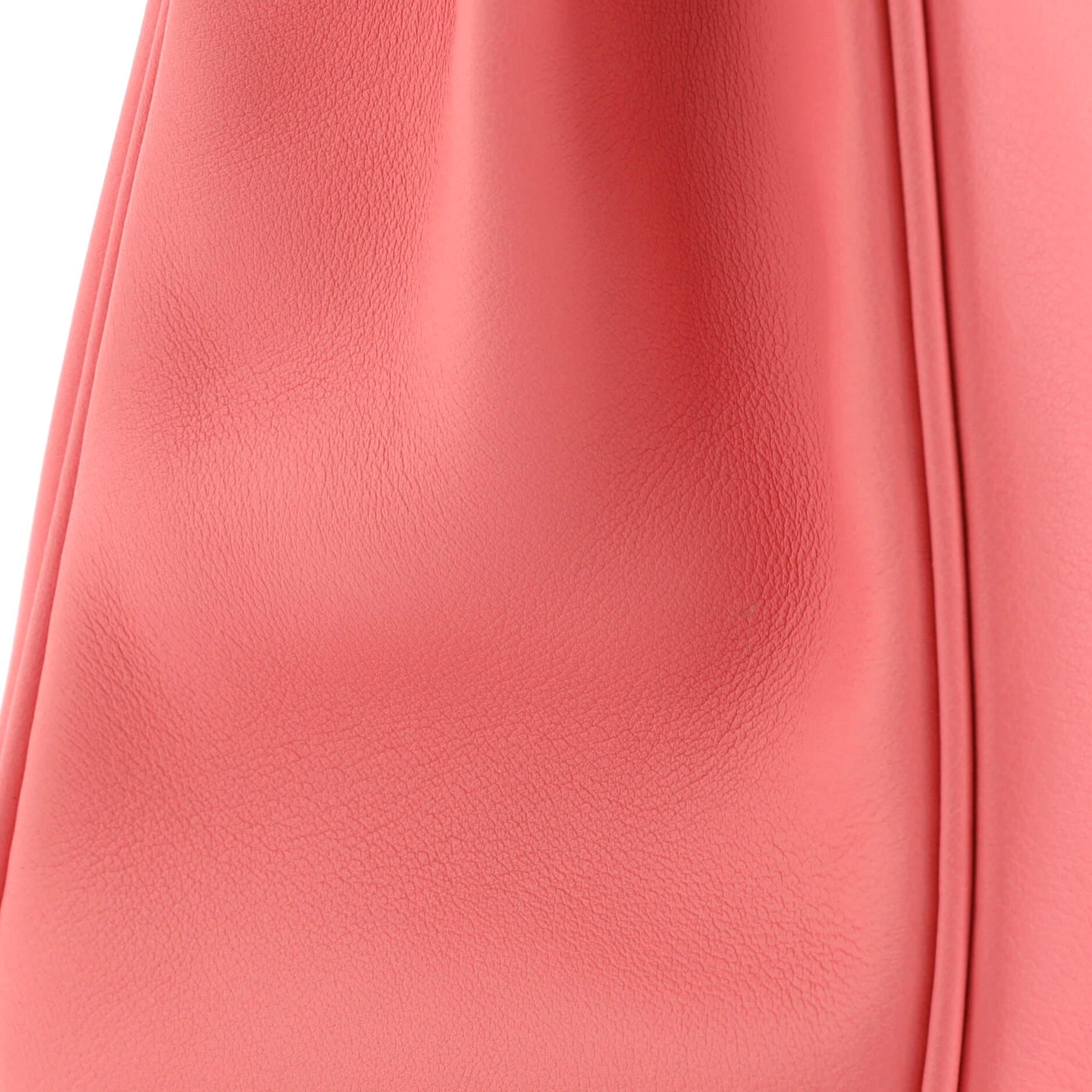 Hermes Kelly Handbag Rose D'Ete Swift with Palladium Hardware 25 For Sale 6