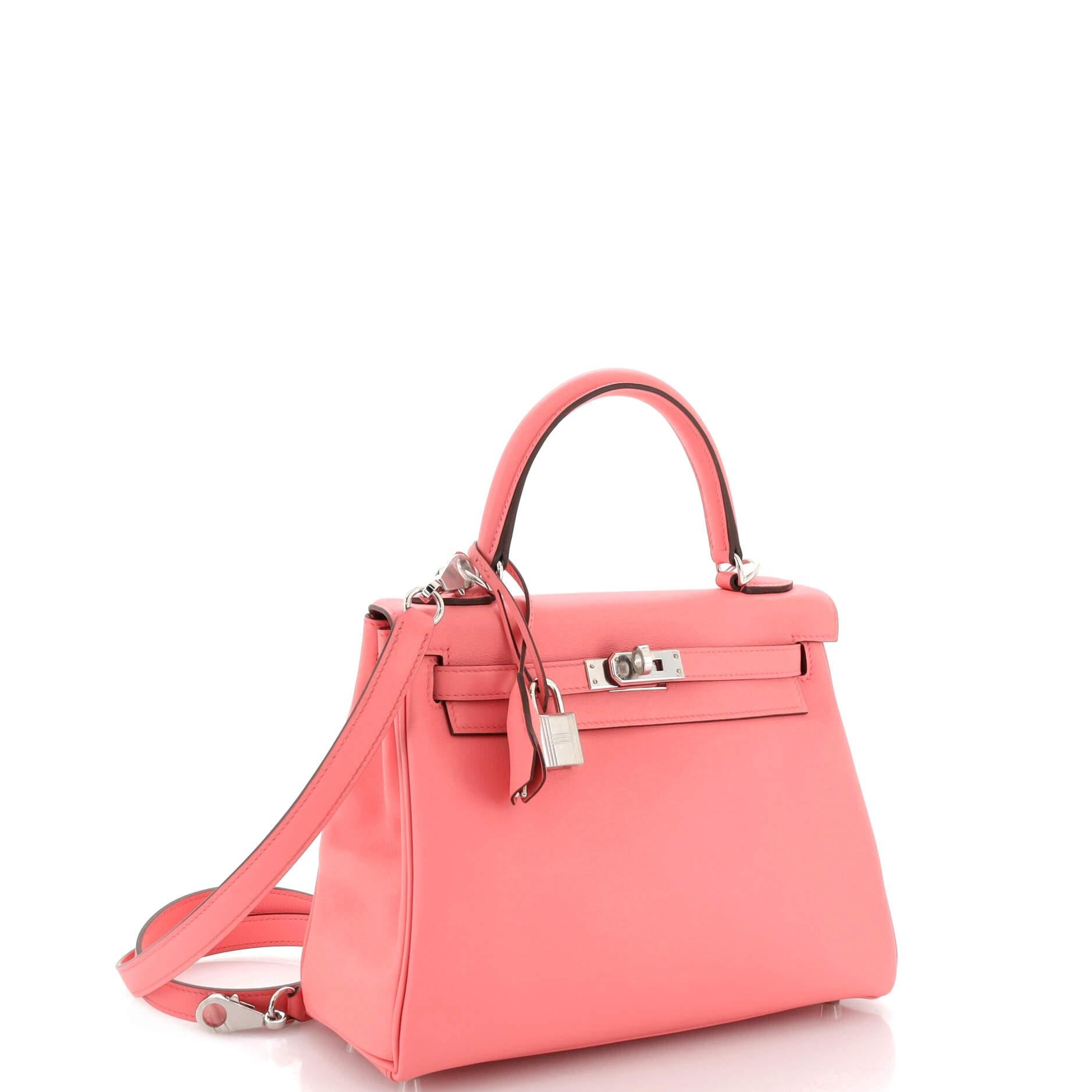 Hermes Kelly Handbag Rose D'Ete Swift with Palladium Hardware 25 In Good Condition For Sale In NY, NY