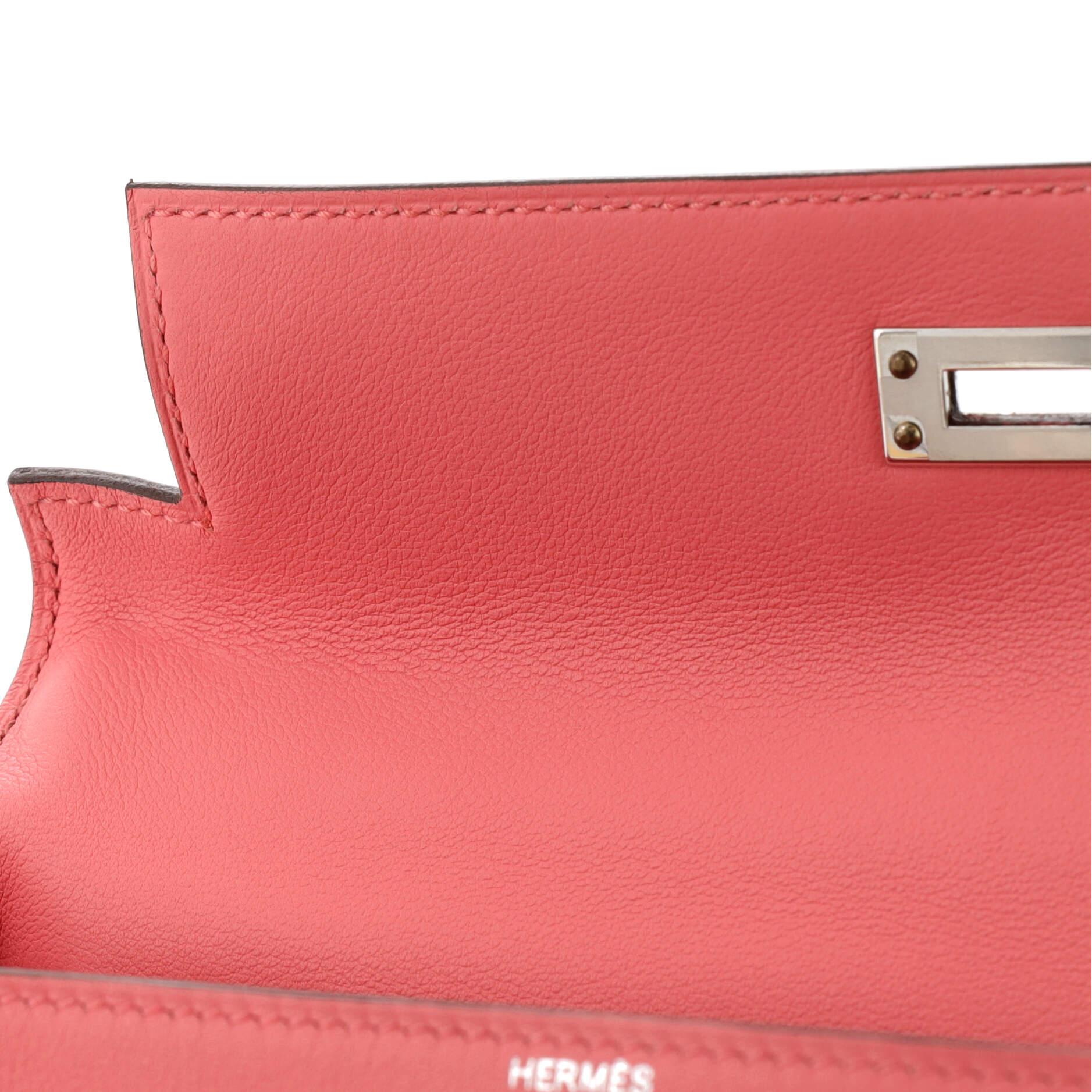 Hermes Kelly Handbag Rose D'Ete Swift with Palladium Hardware 25 For Sale 4