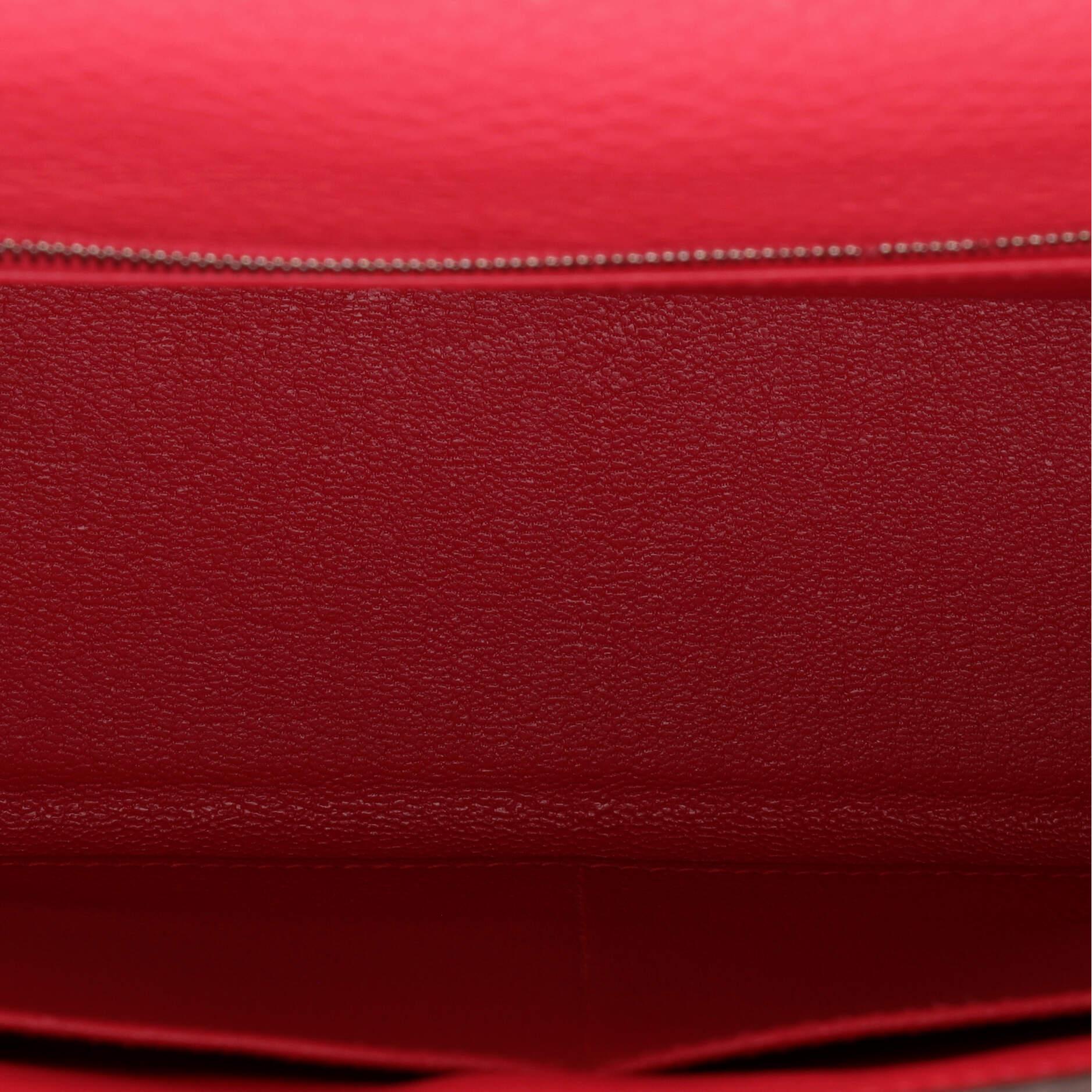 Hermes Kelly Handbag Rose Extreme Clemence with Palladium Hardware 28 For Sale 1