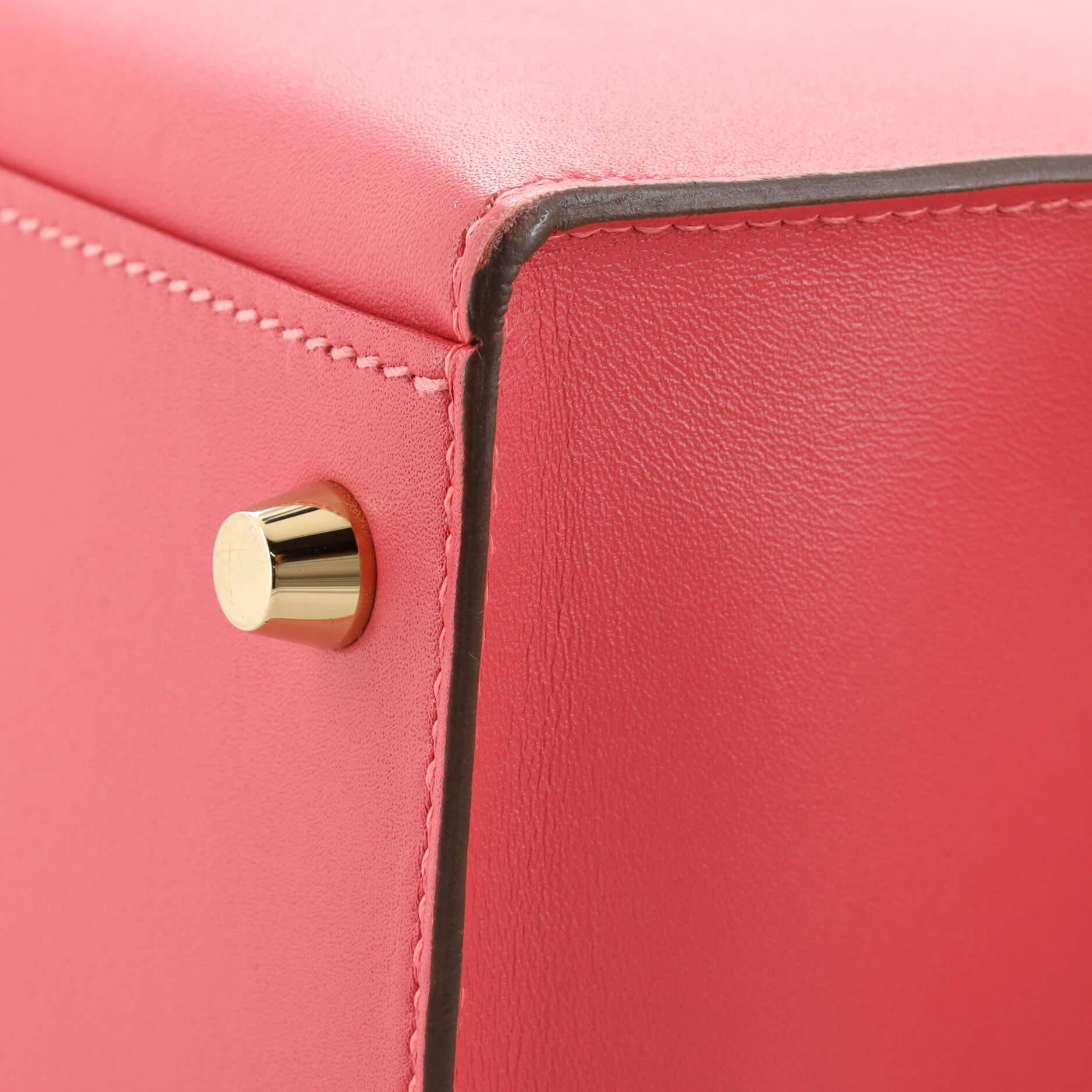 Hermes Kelly Handbag Rose Lipstick Tadelakt with Gold Hardware 32 For Sale 7